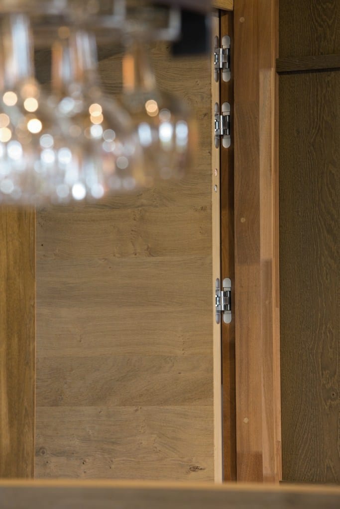 ARGENTA® INVISIBLE NEO Concealed metal door hinge By ARLU