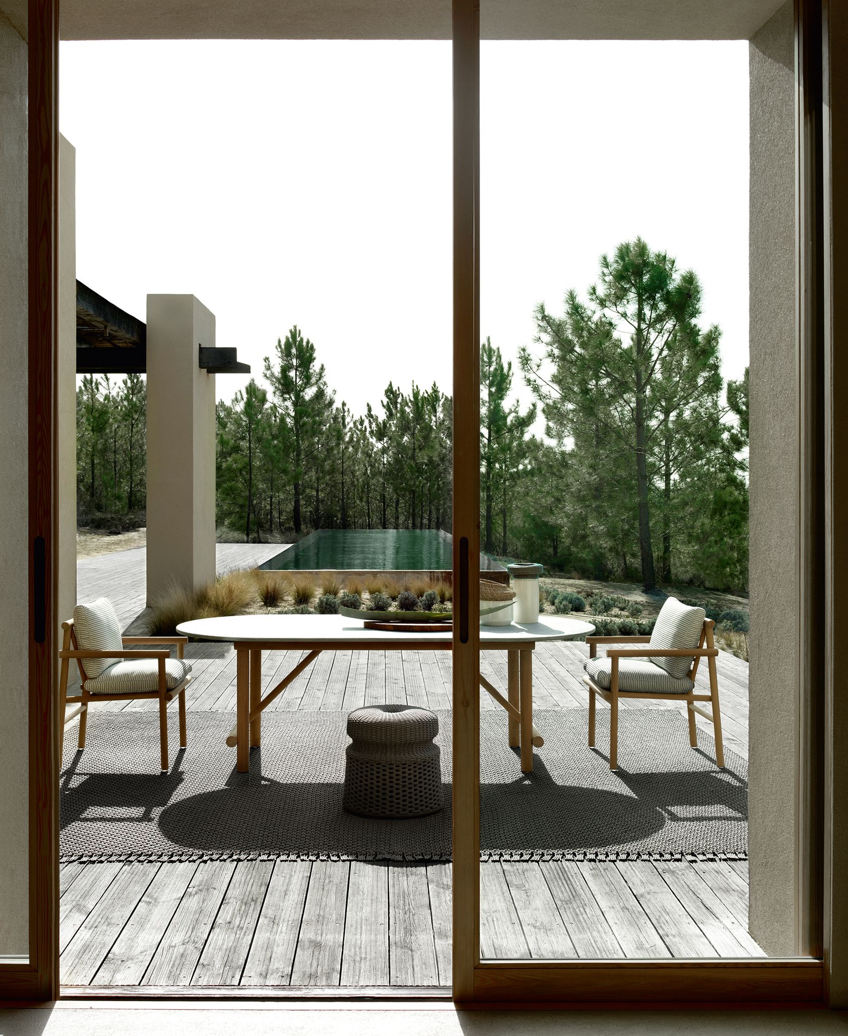 AYANA | Table By B&B Italia Outdoor design Naoto Fukasawa