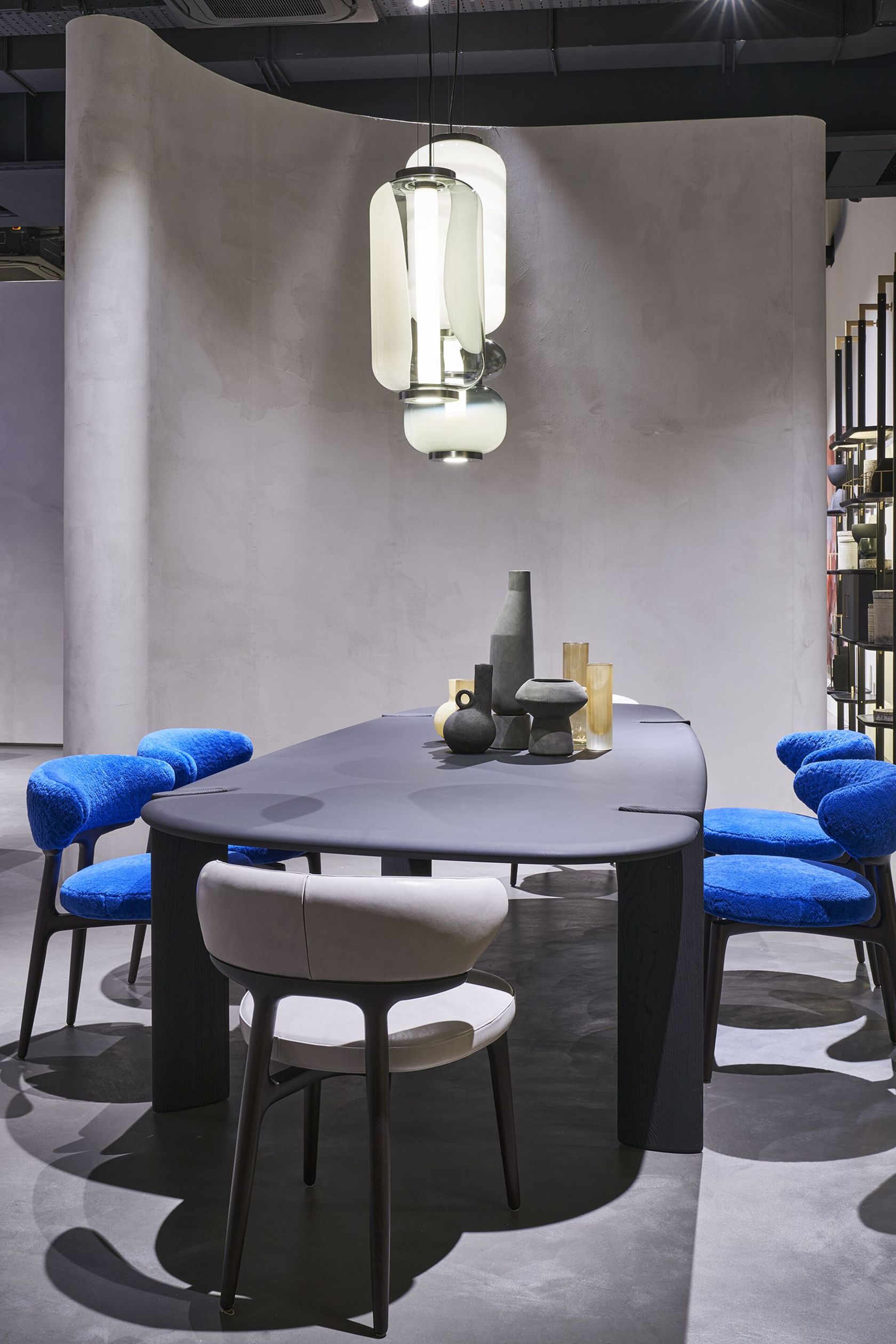 ISAMU WOOD Table By Baxter