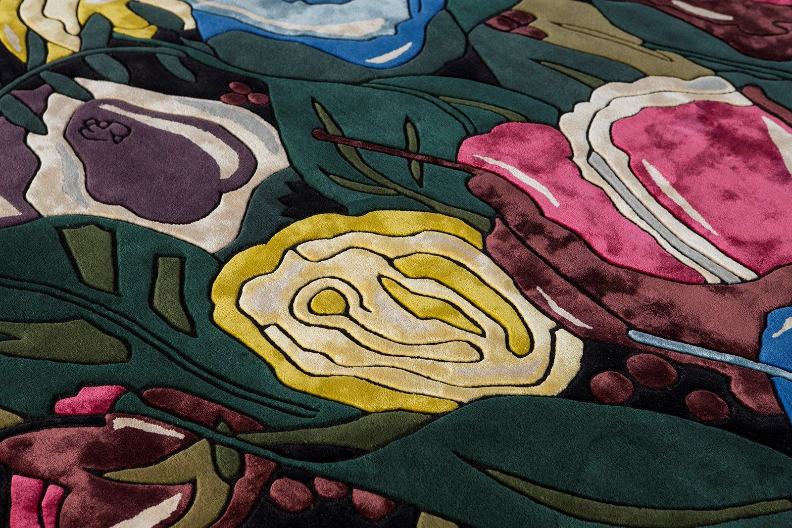 BLOOM Handmade Bamboo silk and wool rug with floral pattern By NOW ...