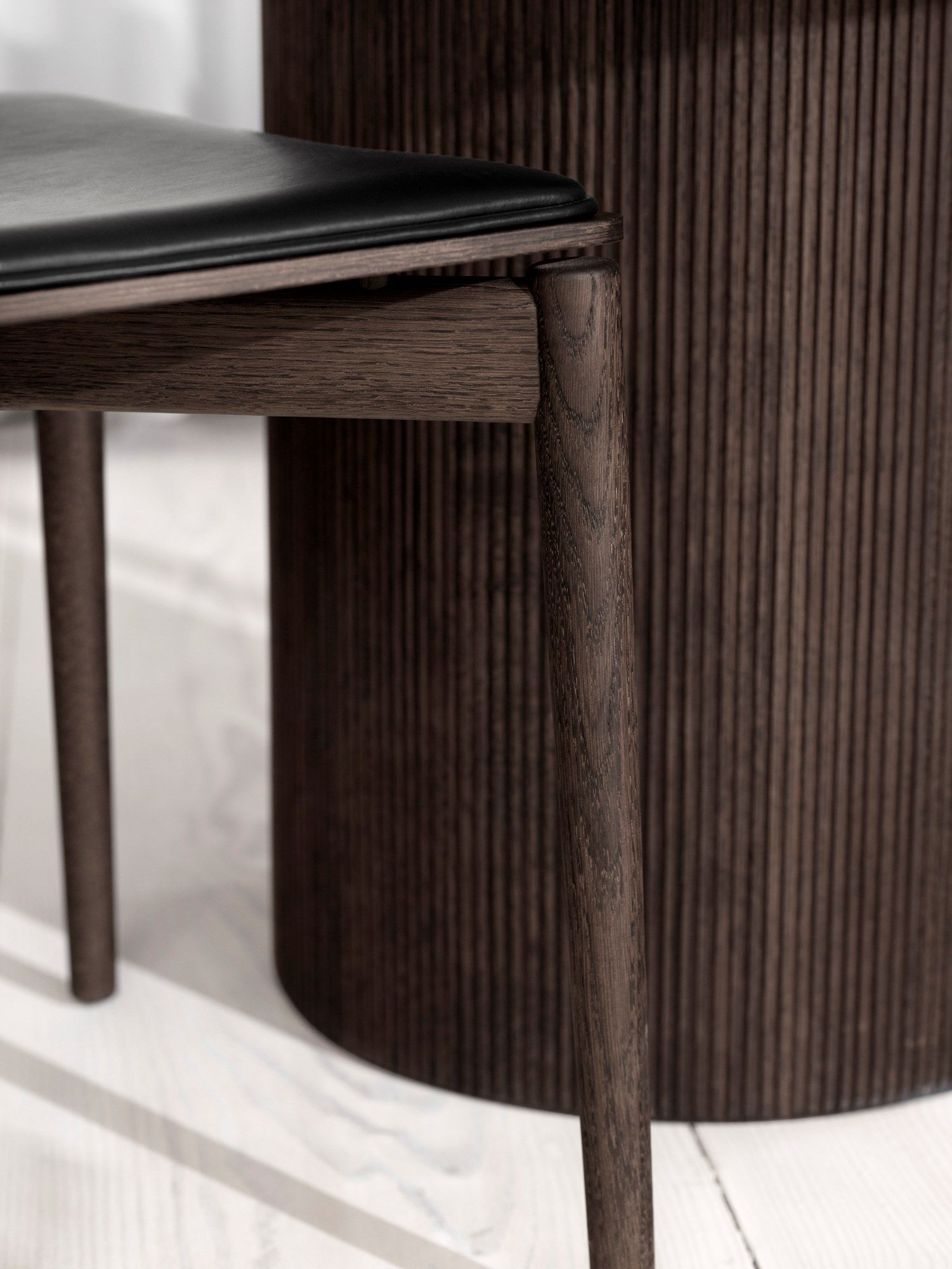 CABIN - VIPP494/VIPP495 Table By Vipp