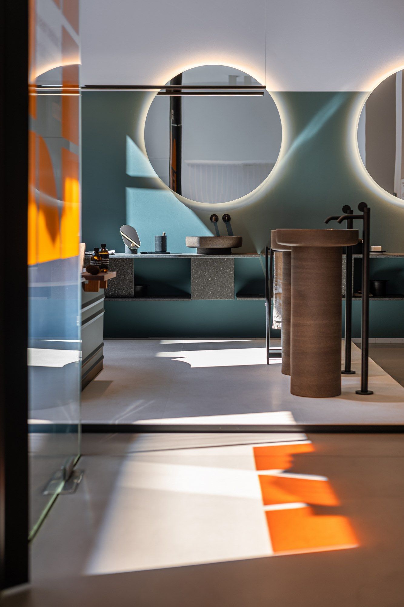 CENOTE | Freestanding washbasin Freestanding round clay washbasin By ...