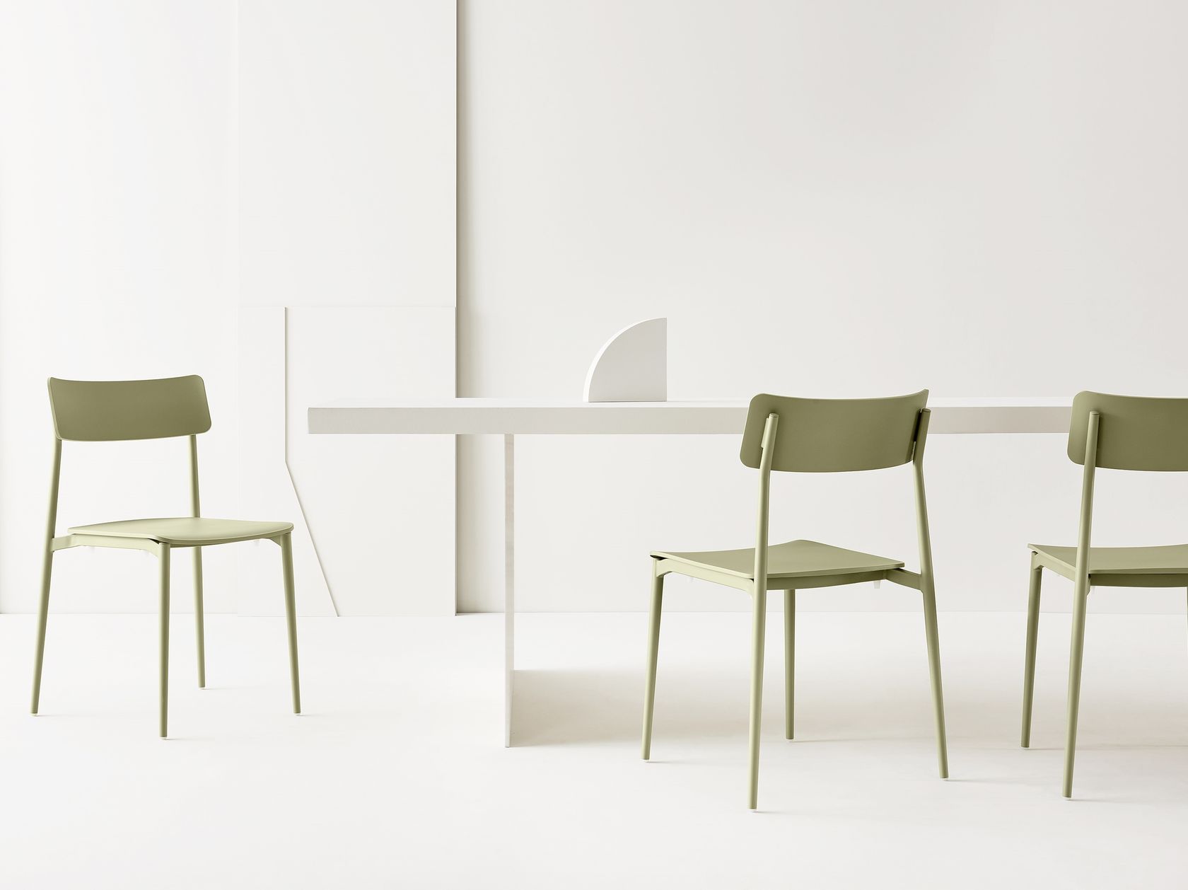 CULT Chair By Segis design Archirivolto