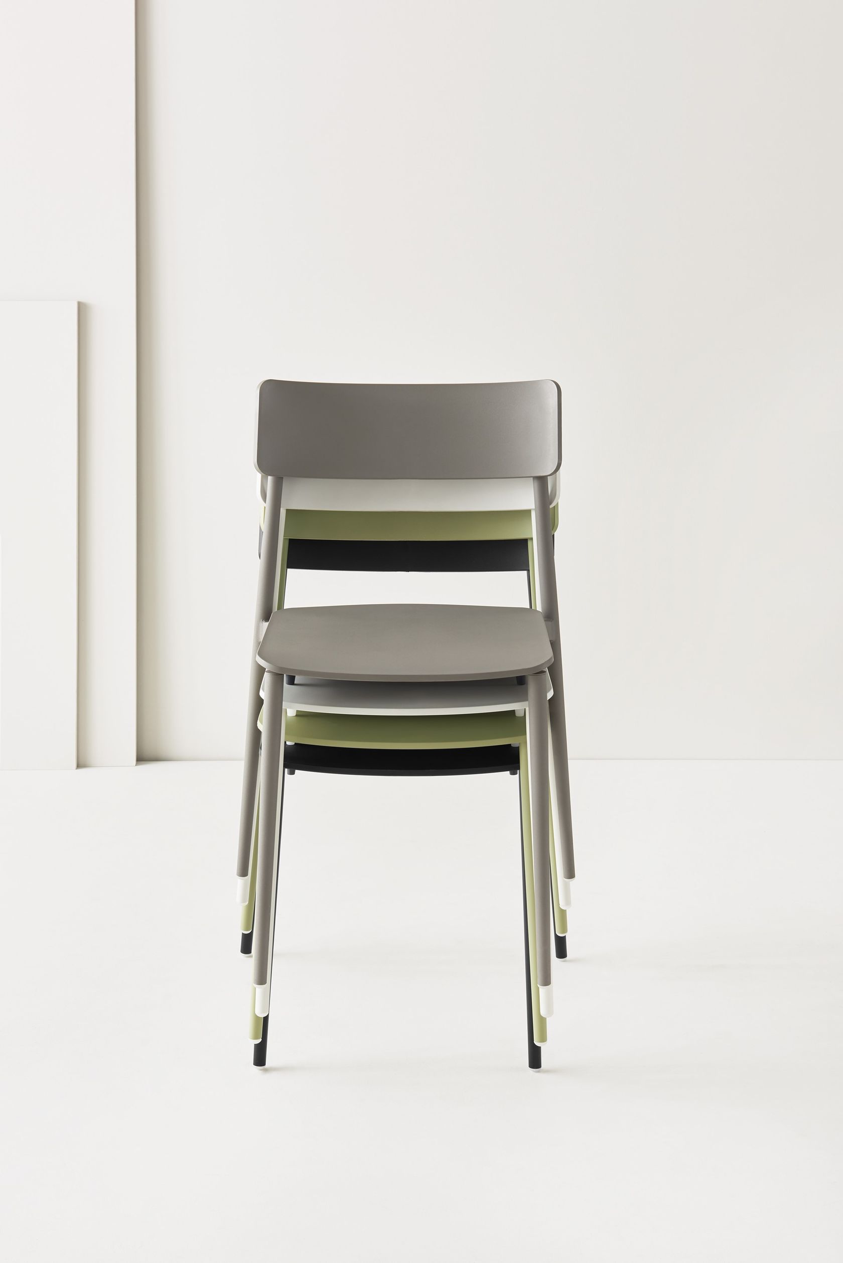 CULT Chair By Segis design Archirivolto