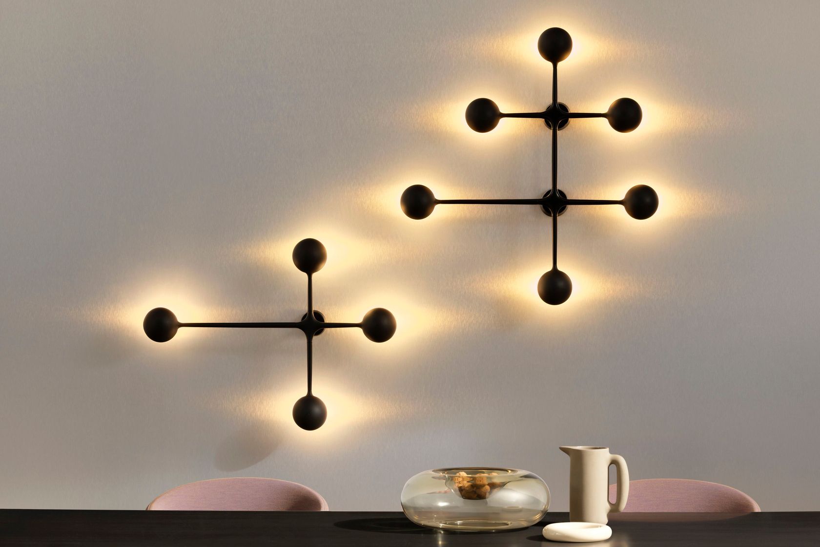 DOT PATTERN LIGHT Lampada da parete By Cassina