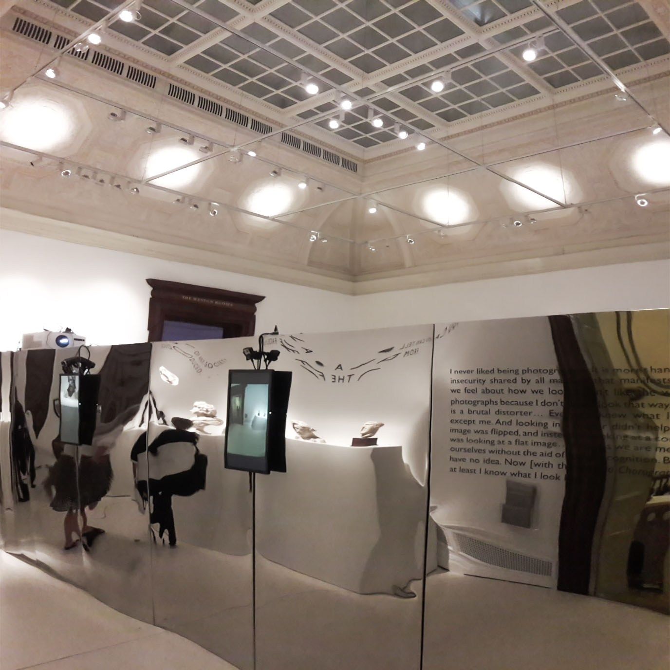 DISTORTING MIRROR | Rectangular mirror By VIDAME CREATION design Julien ...