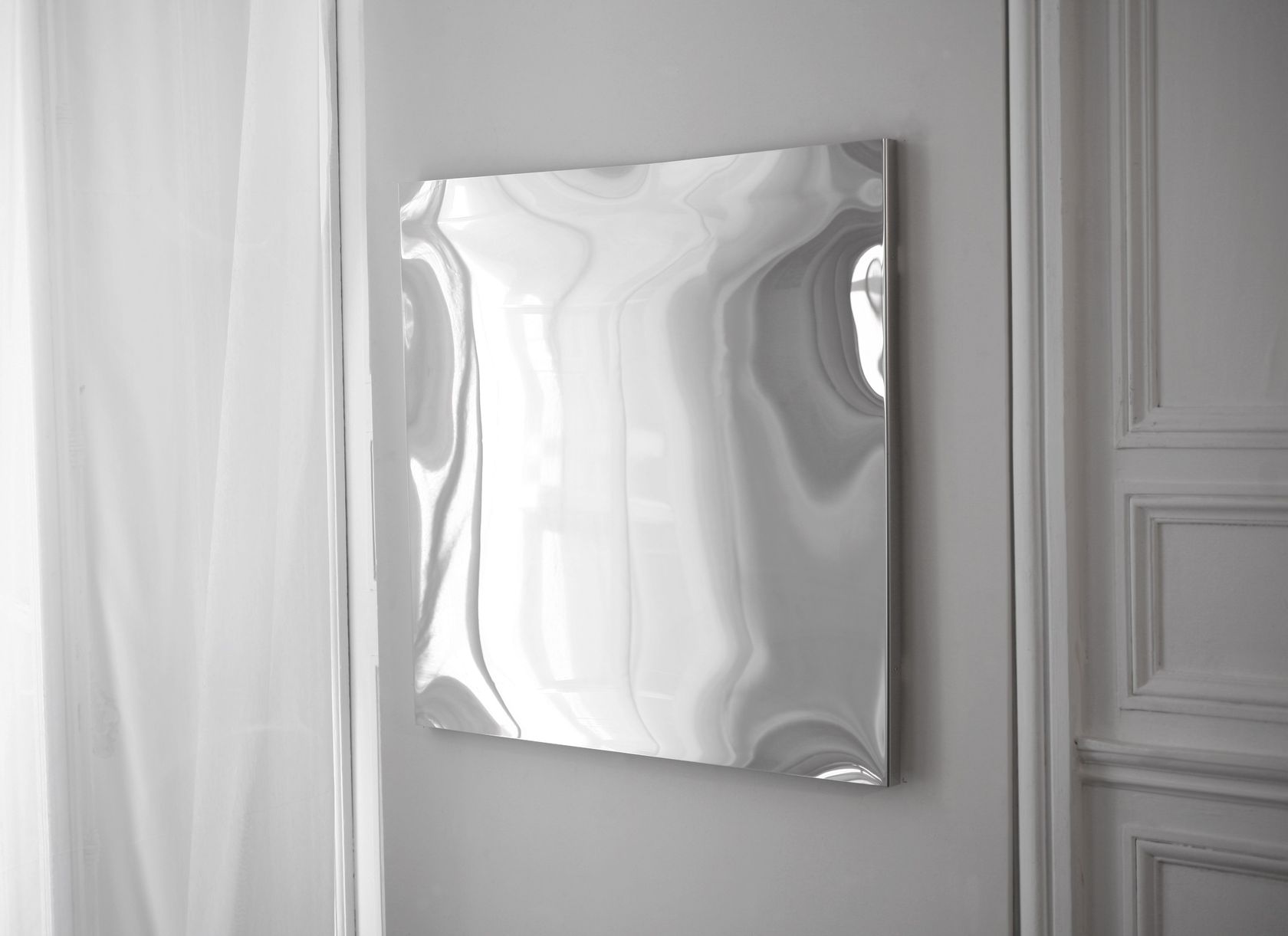 DISTORTING MIRROR | Square mirror By VIDAME EDITIONS design Julien Vidame
