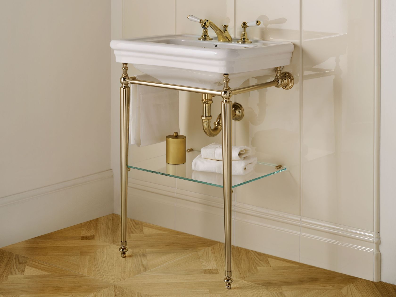 Devon&Devon: Bathroom furniture in classic contemporary style ...