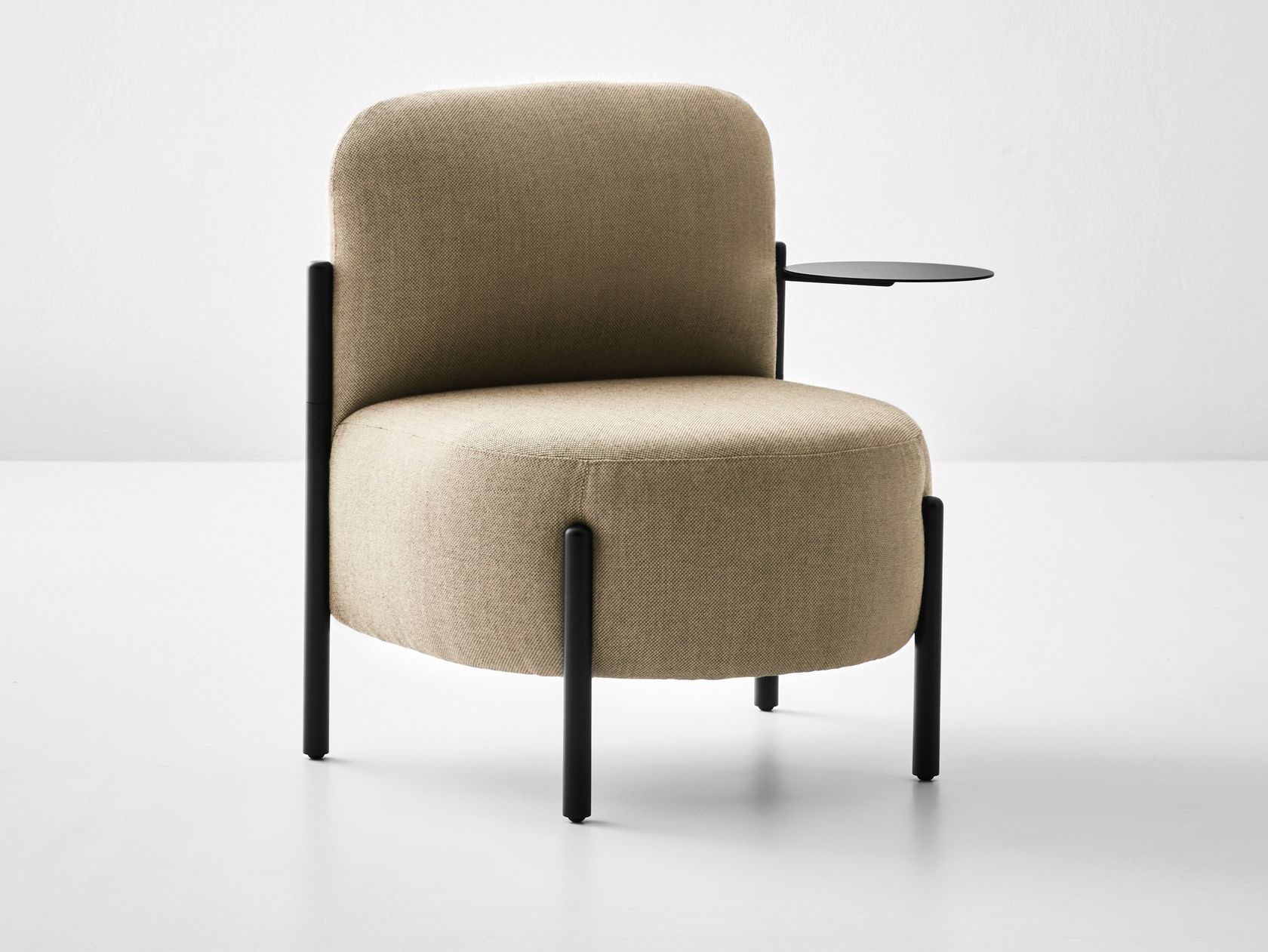 FLAG | Easy chair By Bolzan Letti design Alessandro Ruga, Carlotta ...