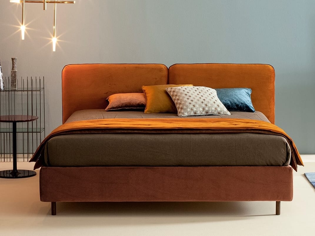 FRICK ROUND Double bed Double bed with upholstered headboard By Twils design Meneghello Paolelli