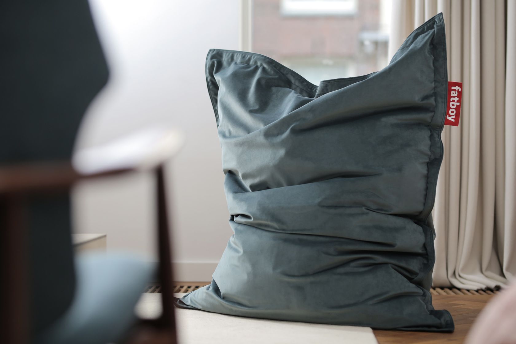 FATBOY® ORIGINAL SLIM VELVET Bean bag By Fatboy | design Jukka Setälä