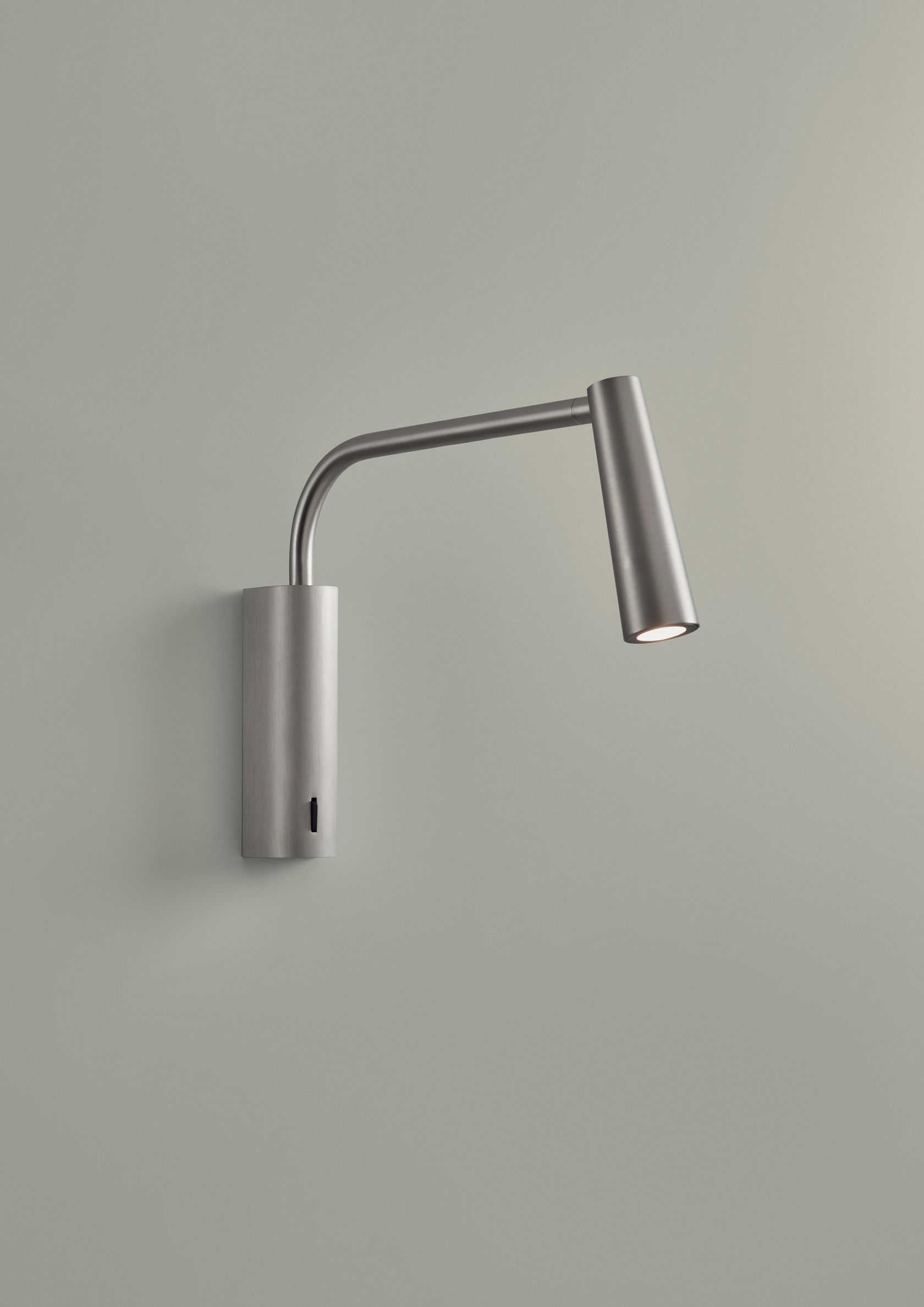 GAMMA EXTEND Reading lamp LED adjustable reading lamp By LedsC4 design Josep Patsí