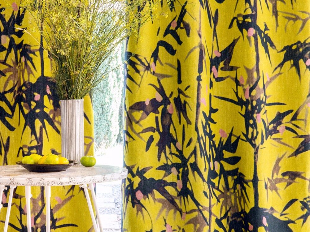 GIARDINO Linen fabric with floral pattern for curtains By Élitis