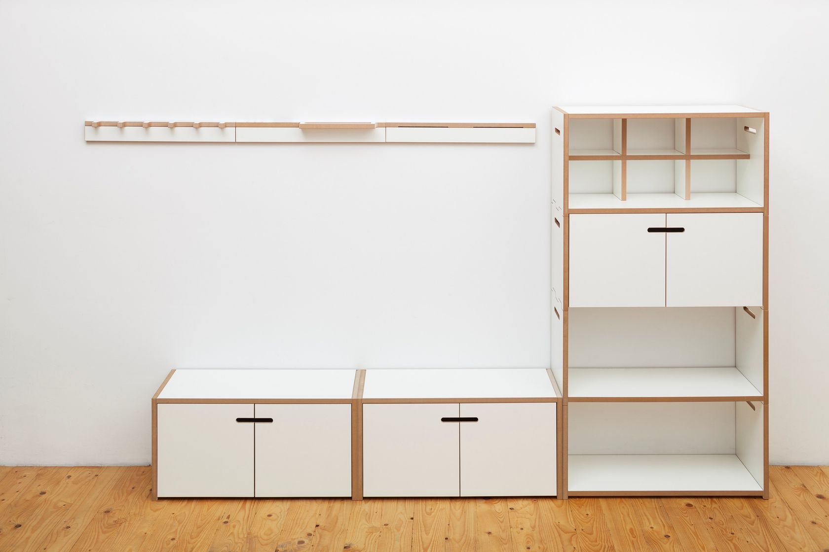 GRAD KEY BOARD Coat rack By Tojo Möbel