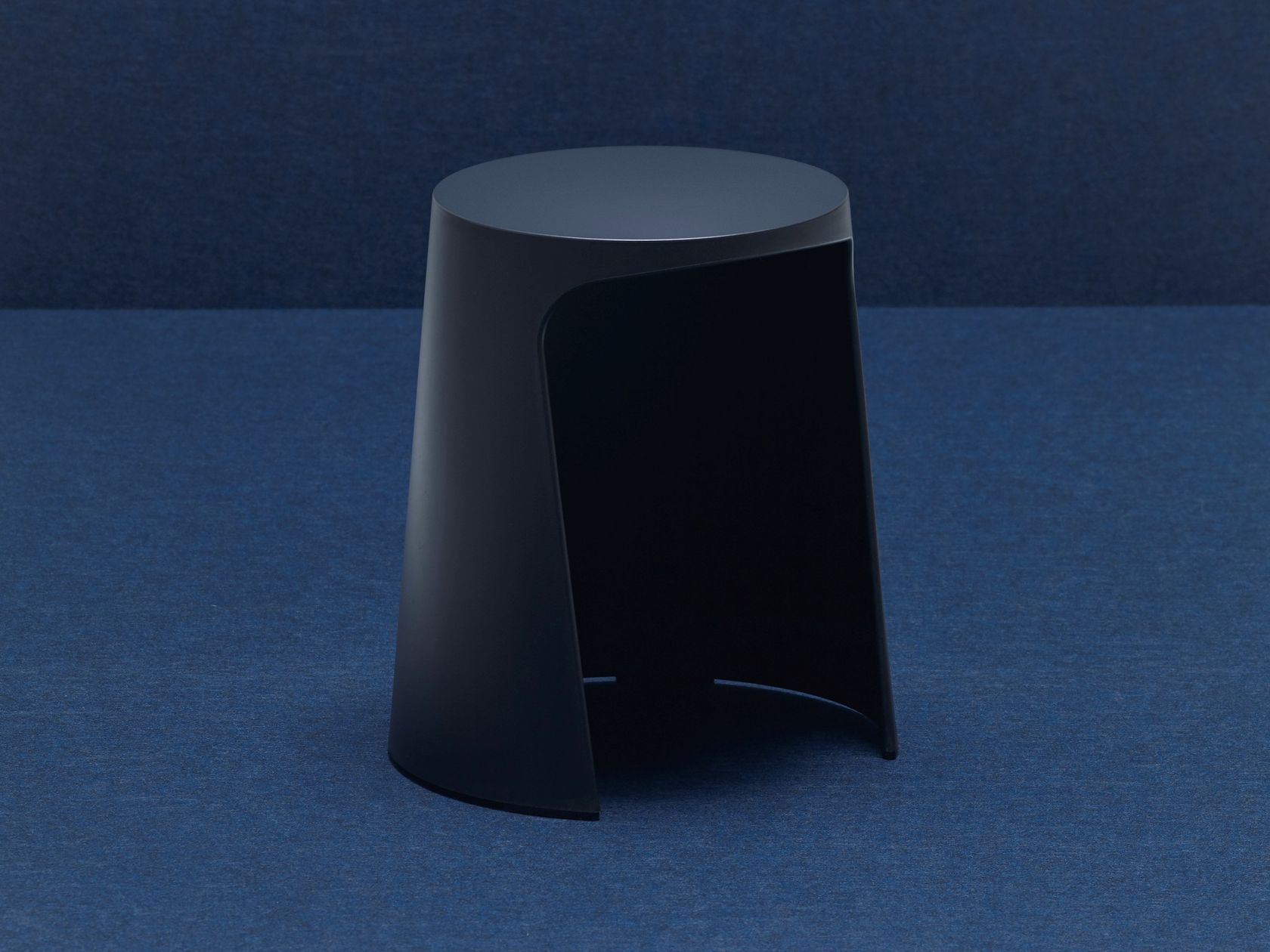 HANDY | Recycled material stool Stackable recycled plastic stool By ...