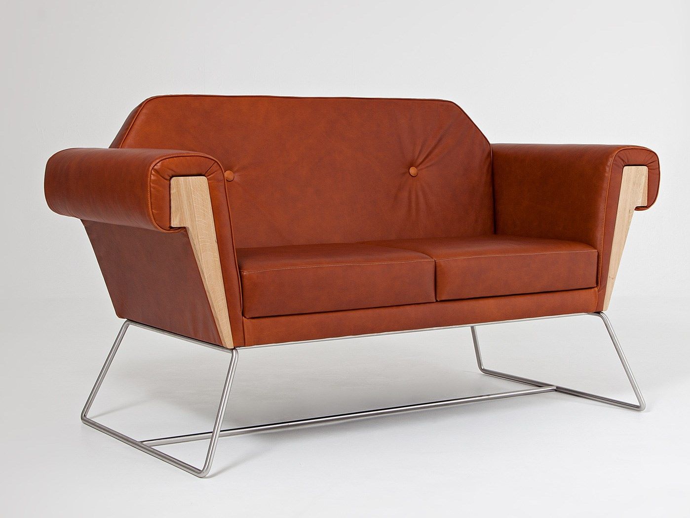 HOVE CLUB Leather sofa By Liqui Contracts design Cameron Fry