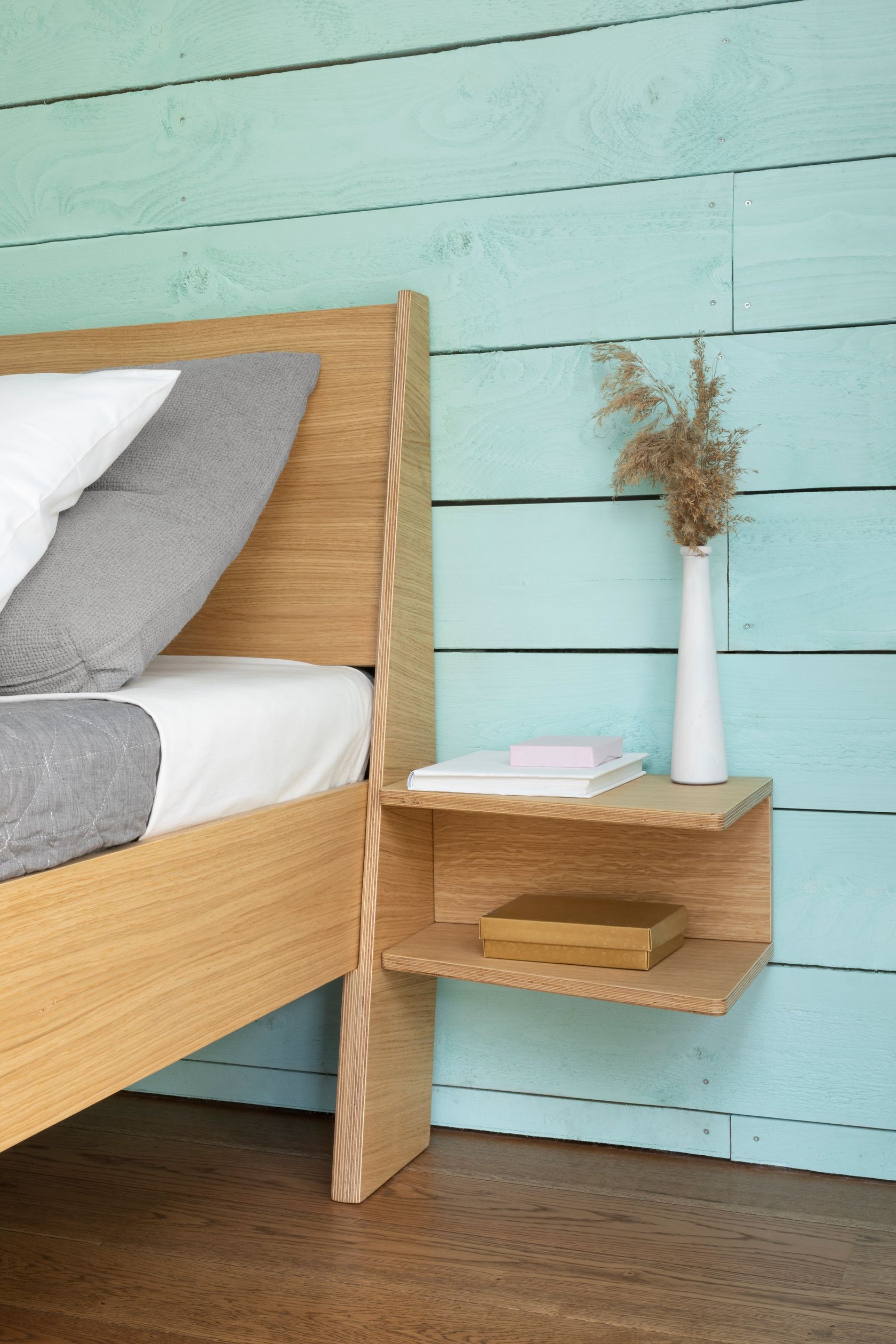 letto matrimoniale con comodini integrati