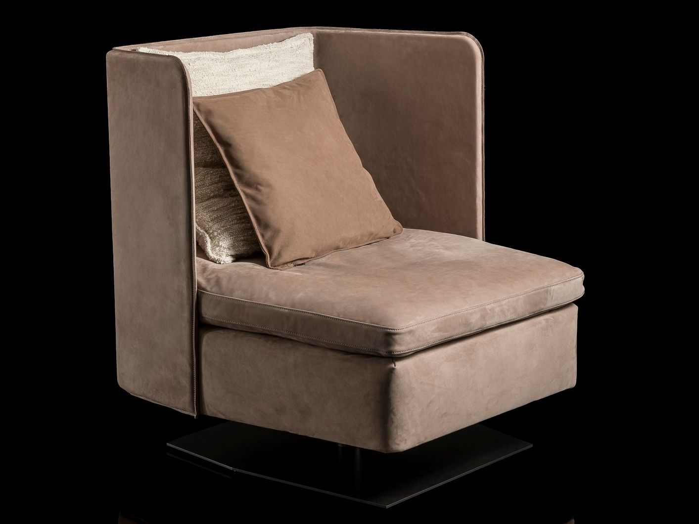HUMAN Armchair By Henge design Massimo Castagna