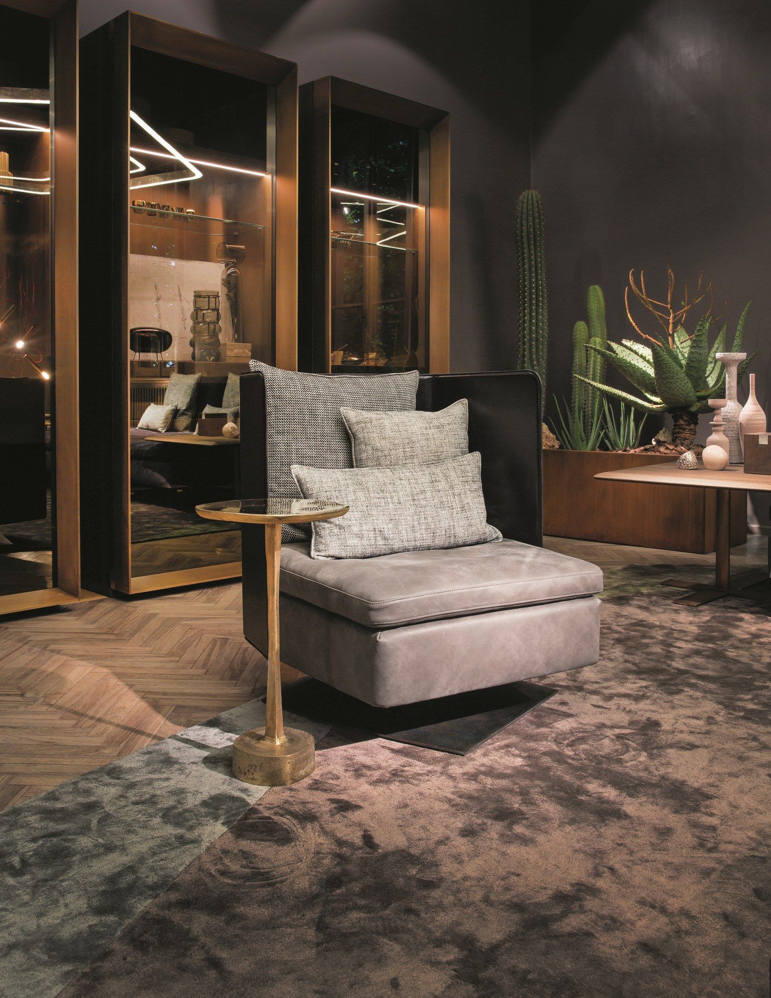 HUMAN Armchair By Henge design Massimo Castagna