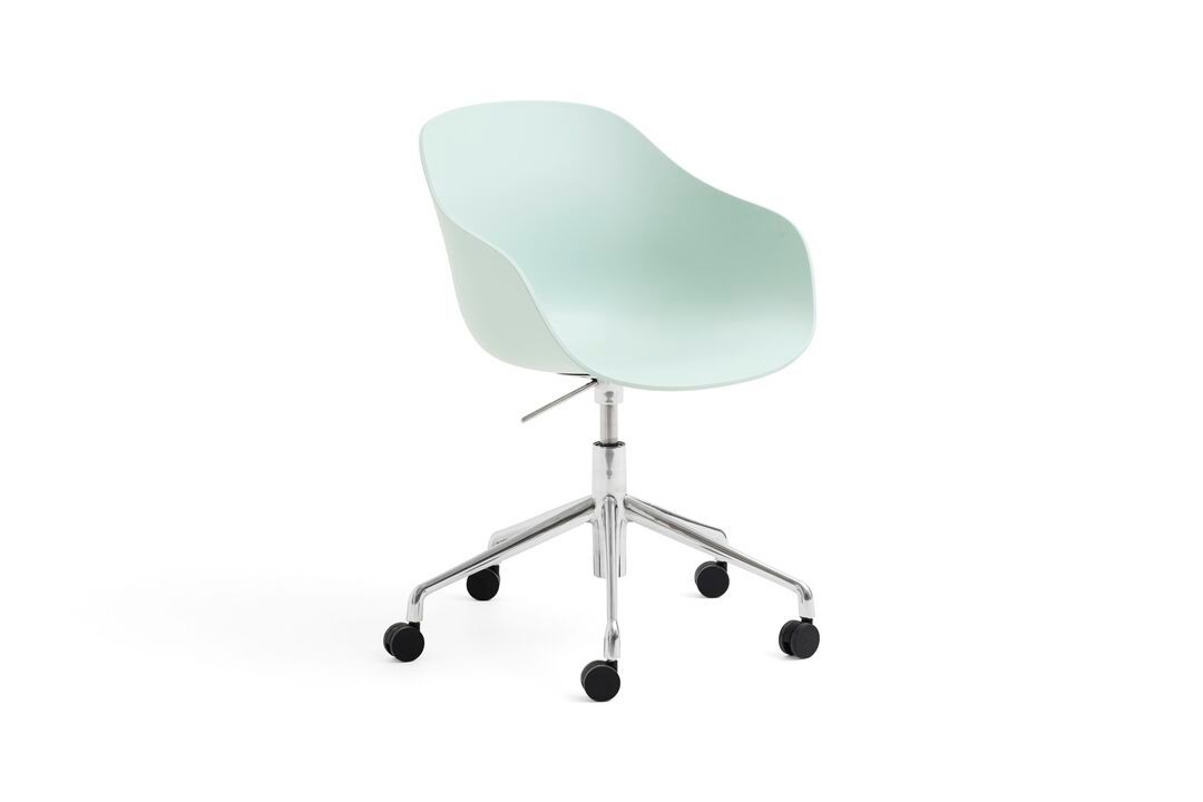 ABOUT A CHAIR AAC 252 椅子 By Hay