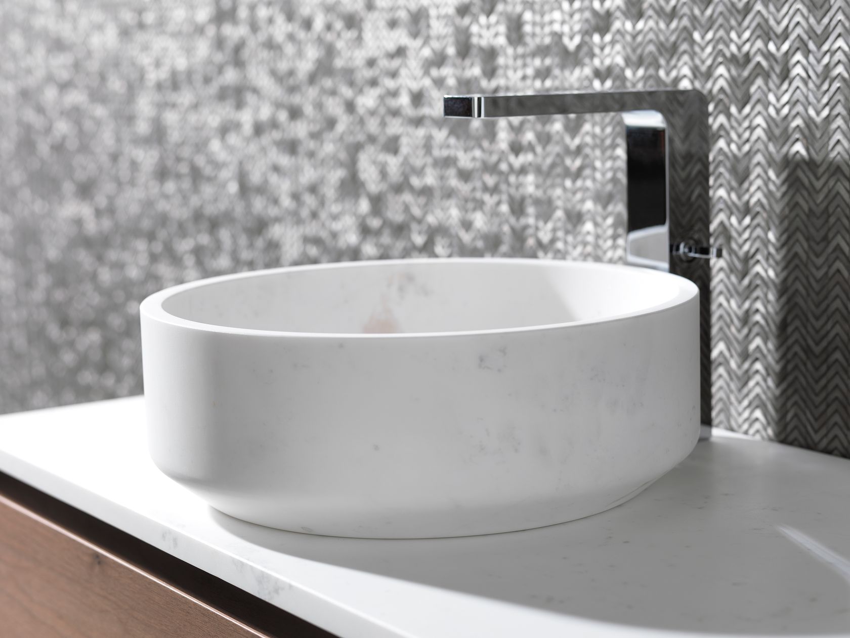 CIRCLE TOWER Single vanity unit KARON Collection By Porcelanosa