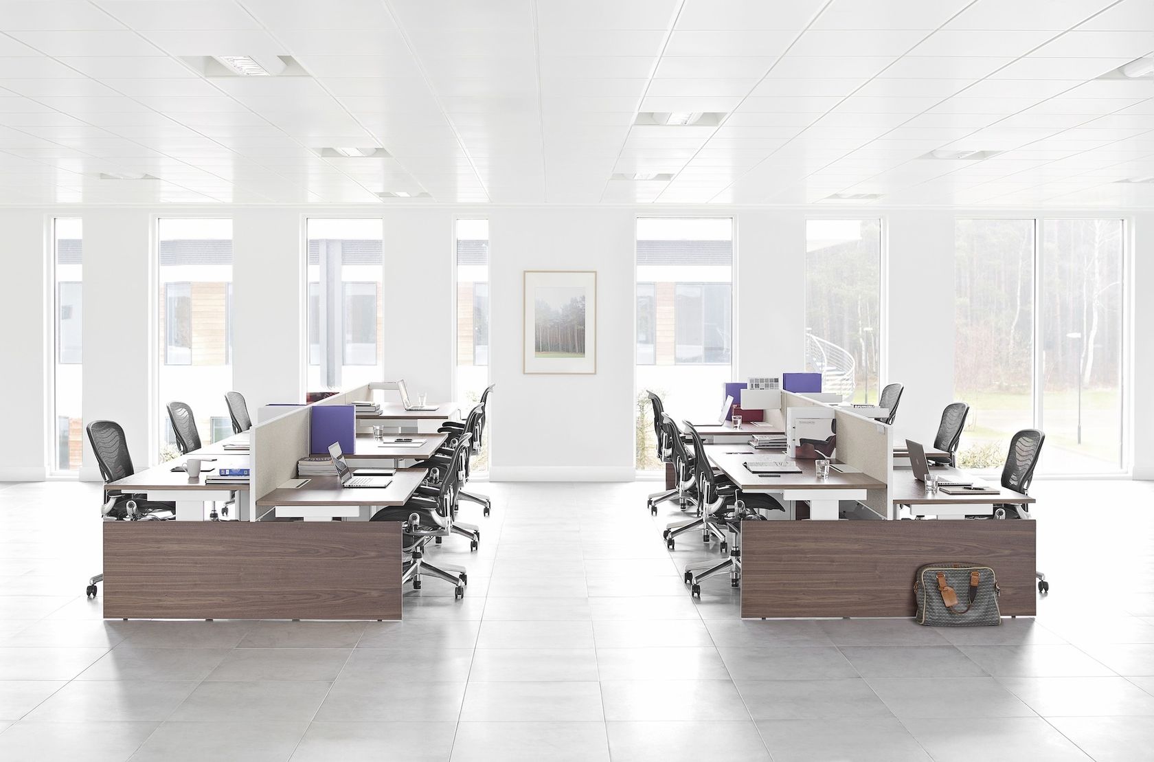 LAYOUT STUDIO Office desk By Herman Miller