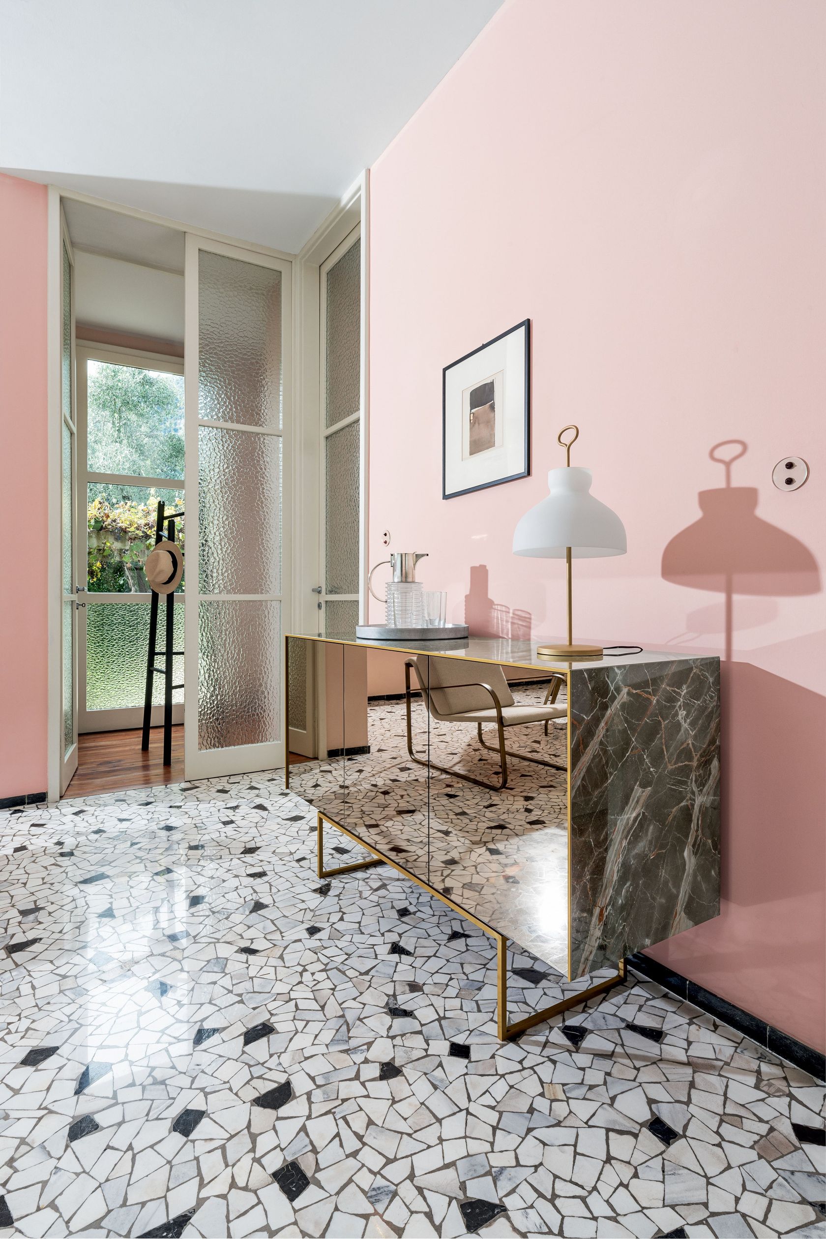 MAGDA Sideboard with doors with mirrored door By Sovet italia | design ...