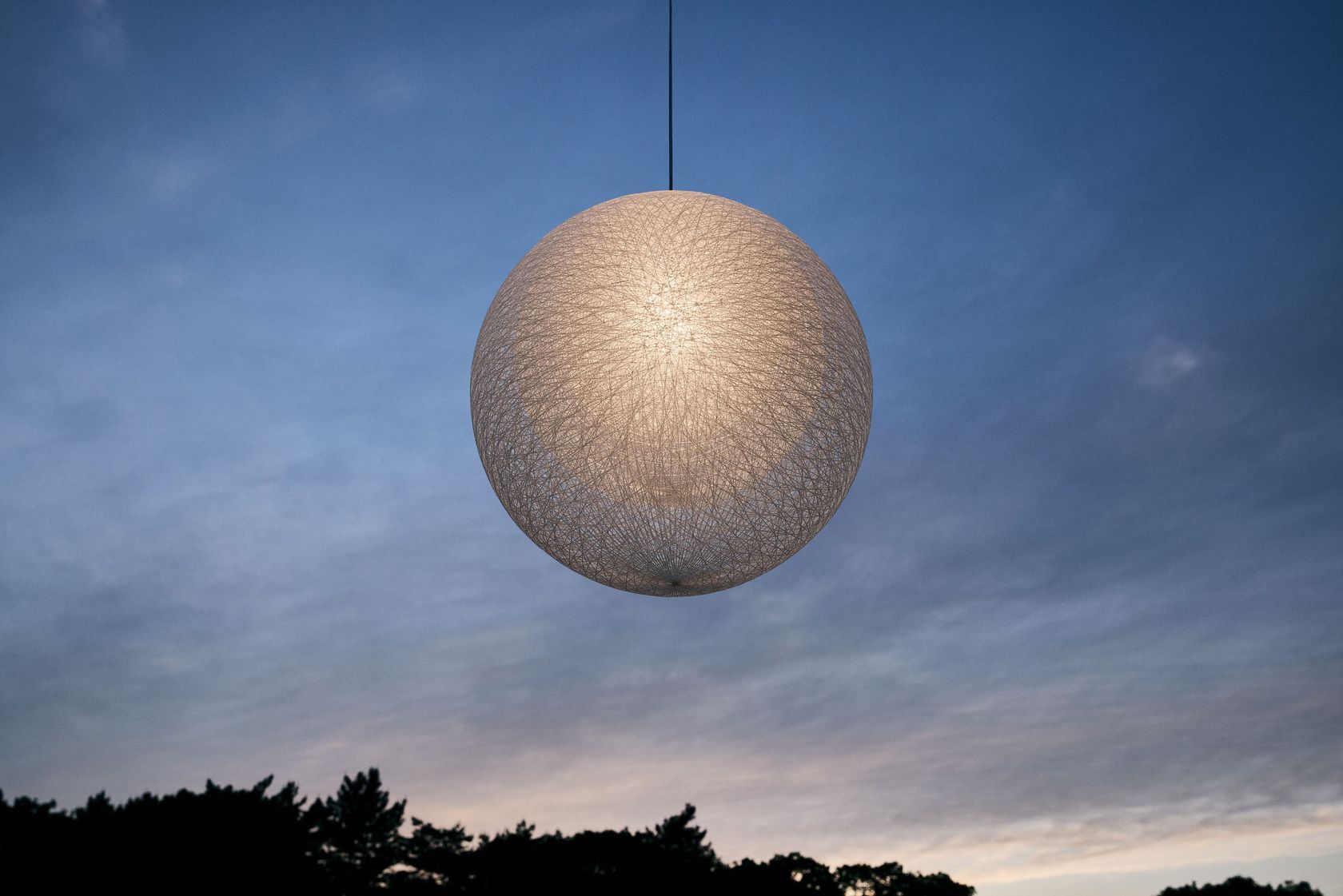 MAYUHANA® SPHERE Lampada a sospensione in vetroresina By YAMAGIWA ...