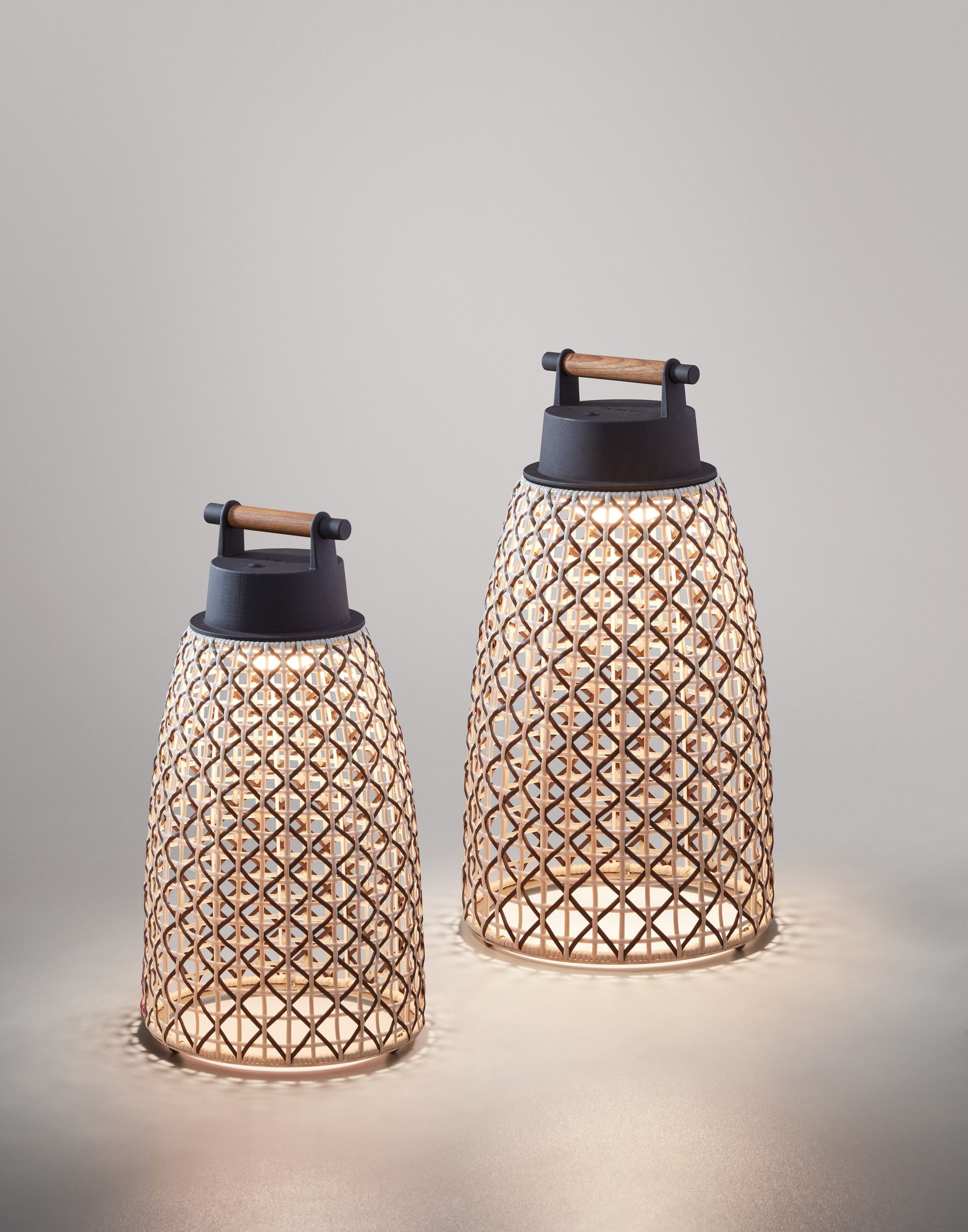 LED Outdoor table lamp cordless NANS PORTABLE M/49/R OUTDOOR Nans Collection By BOVER design