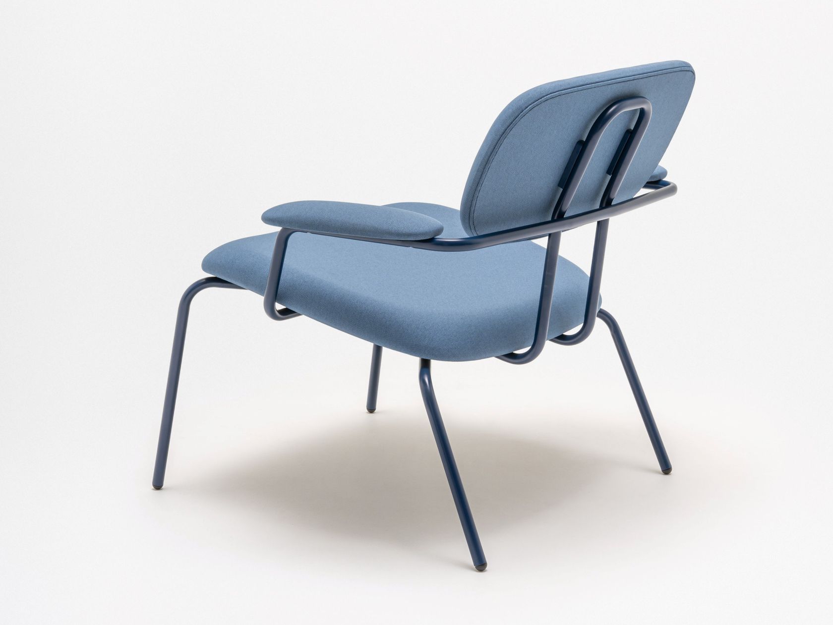 NEW SCHOOL Armchair By MDD