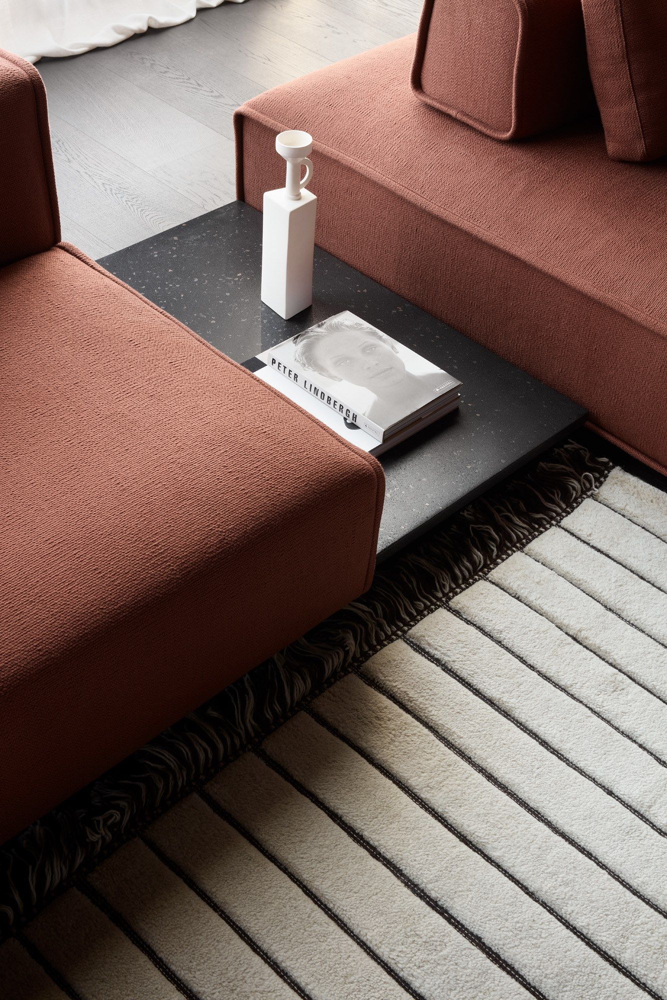 NIVEAUX Sectional sofa Modular sectional fabric sofa By Lema design