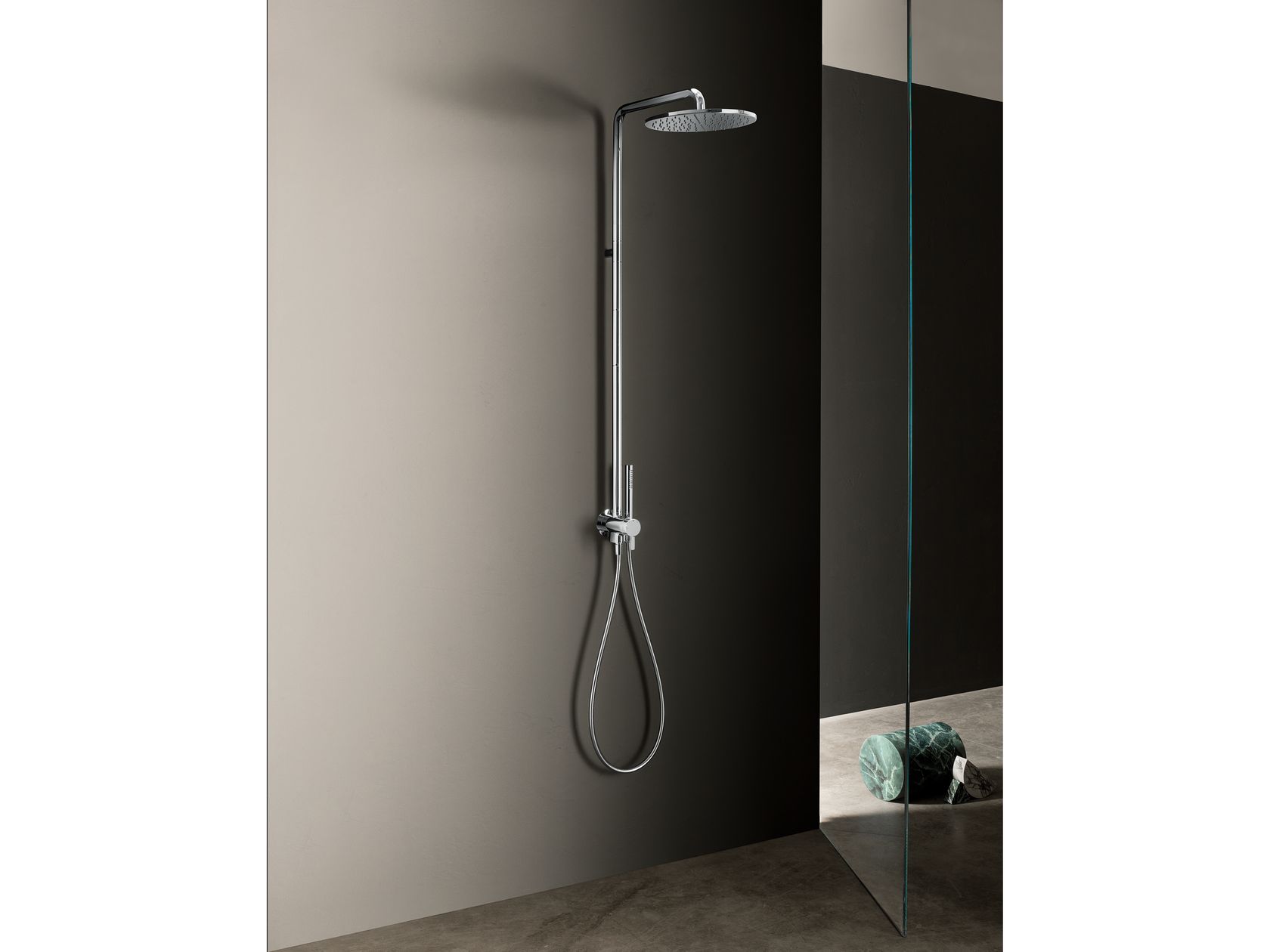 NOW Wallmounted shower panel with diverter By Fantini