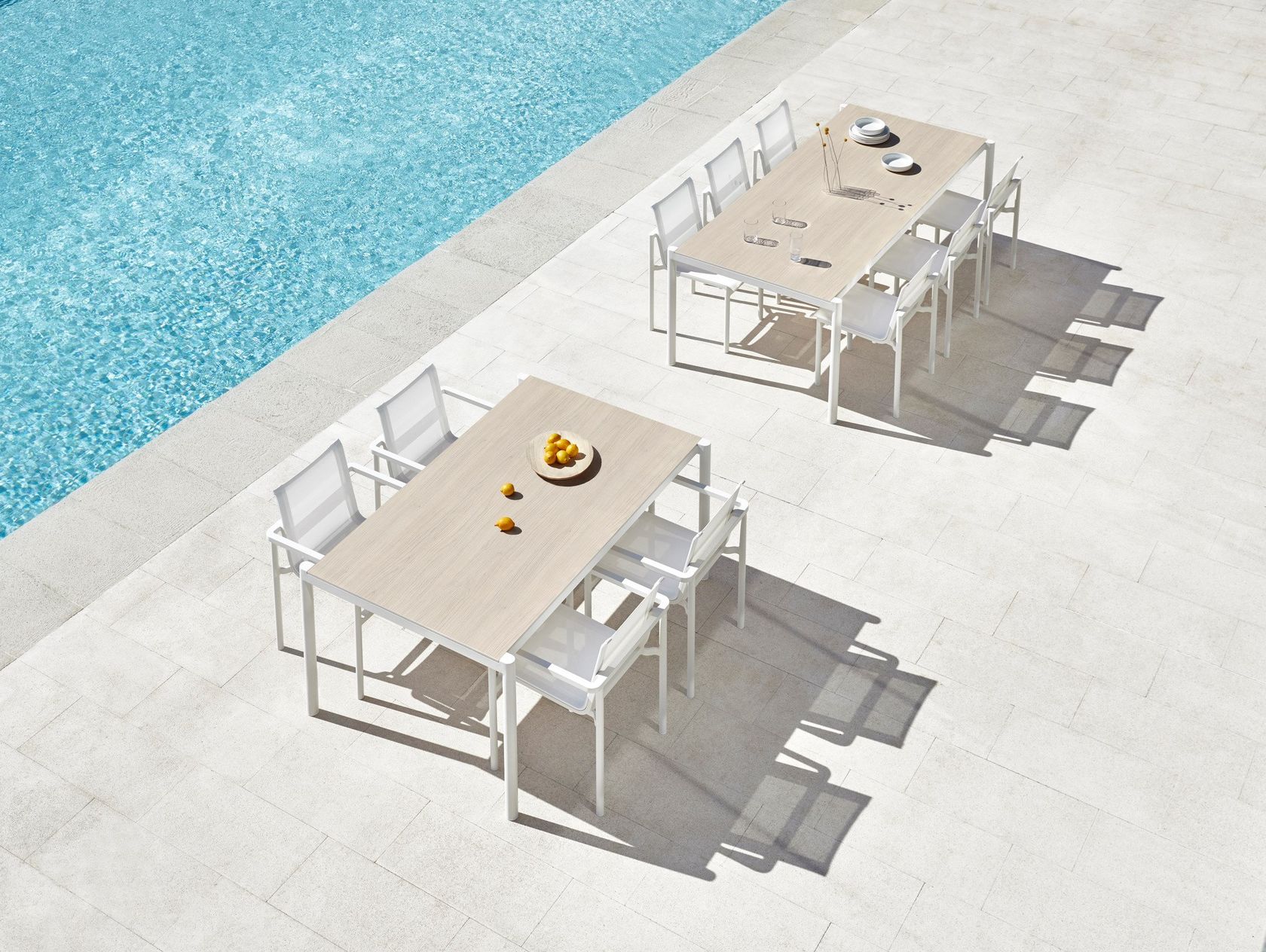 ORIGIN Aluminum table and porcelain stoneware top By POINT | design ...