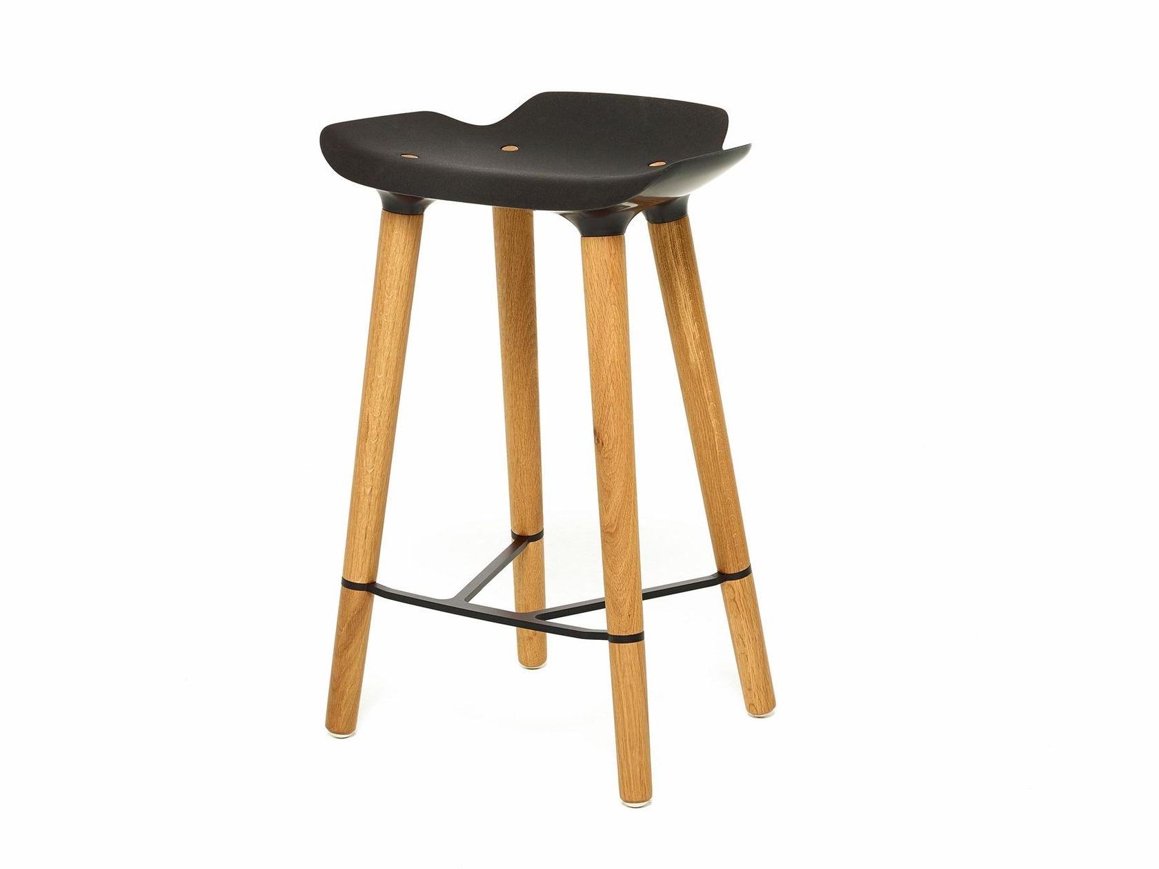 Tabouret en bois PILOT KITCHEN STOOL By Quinze & Milan design Patrick