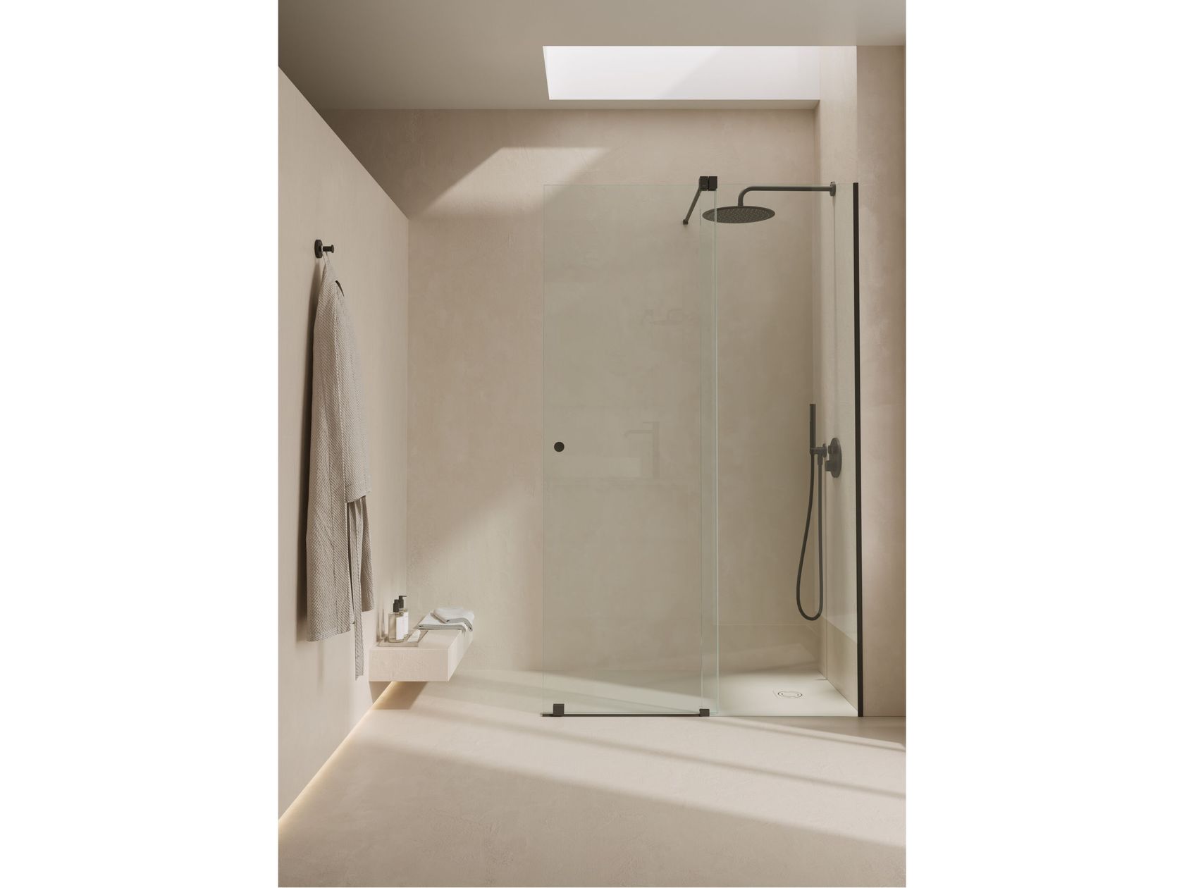 Shower cabins | Corner, alcove, with sliding doors | Archiproducts