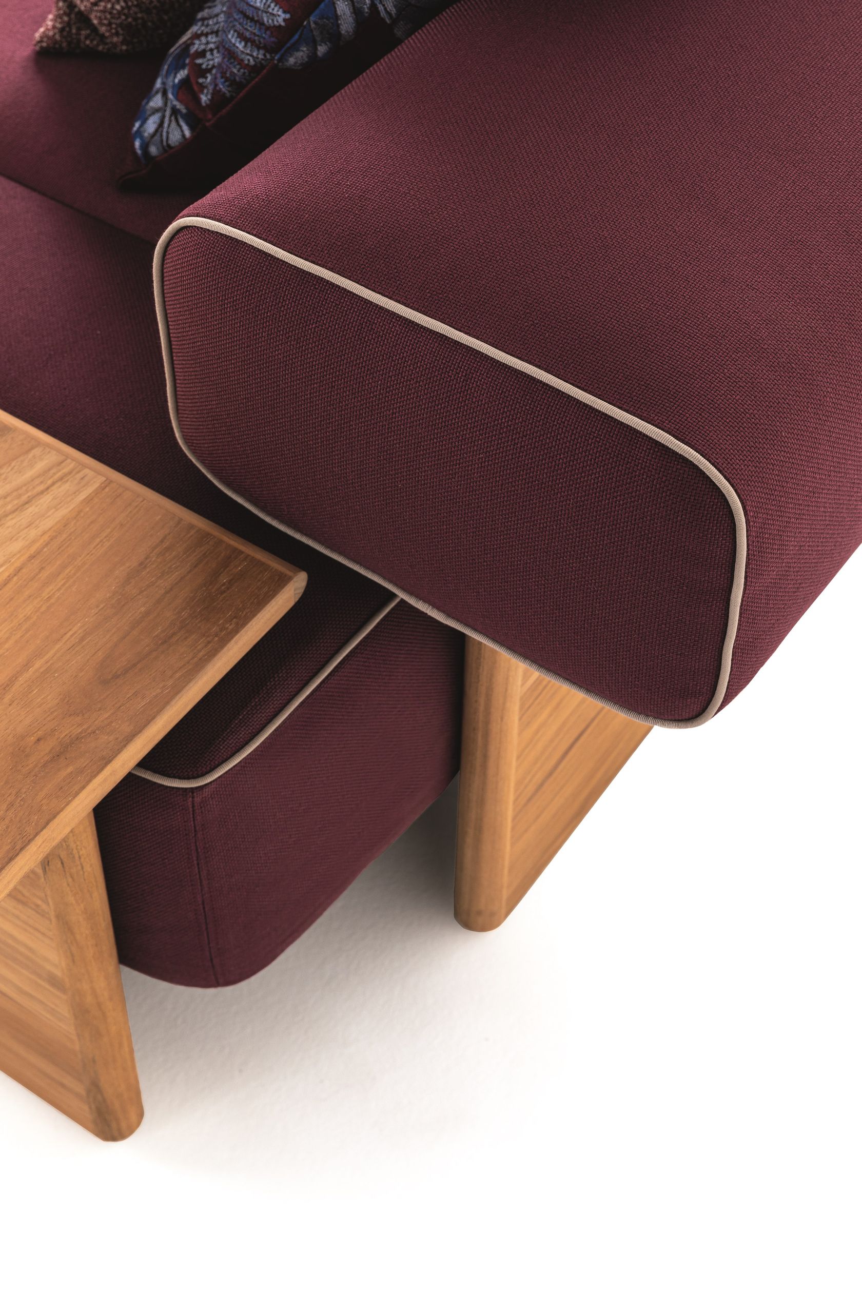 SAIL OUT 3 seater fabric garden sofa By Cassina | design Rodolfo Dordoni