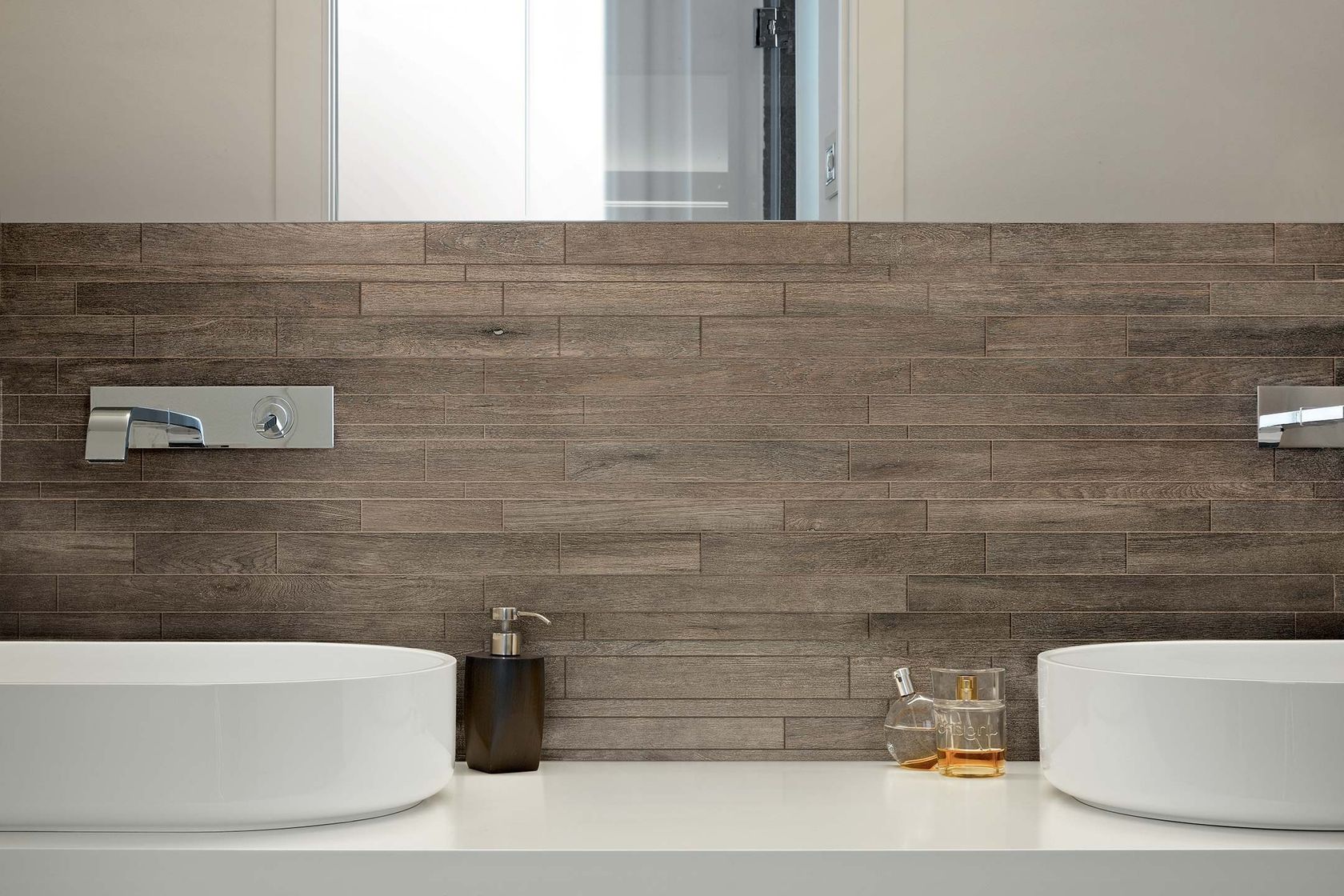 Revestimiento de pared/suelo de gres porcelánico imitación madera ...