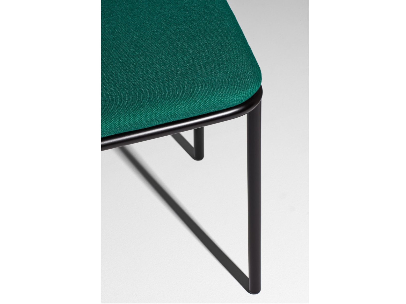 SHELL Fabric chair By Annud | design Javier Moreno