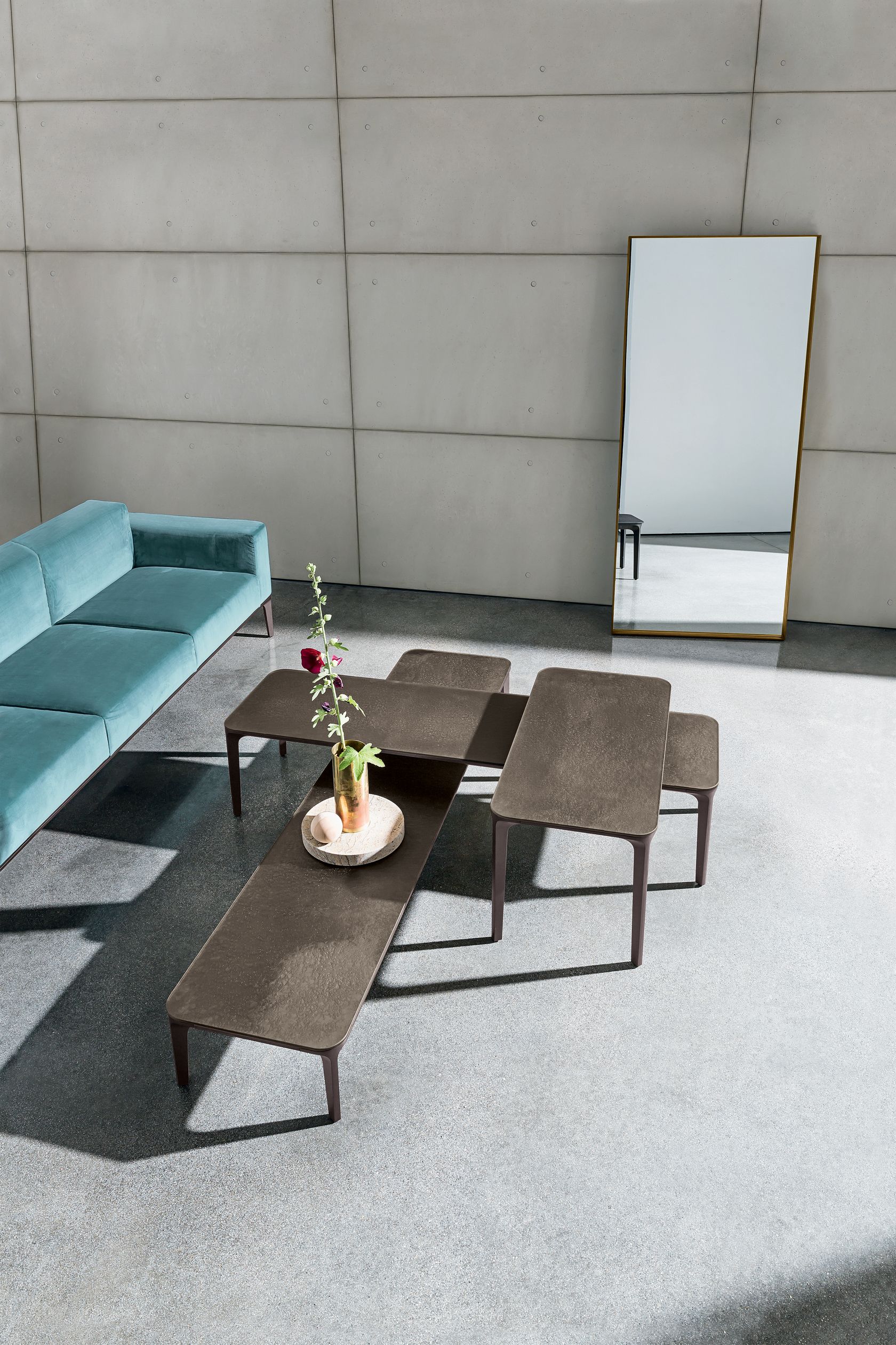 SLIM Rectangular ceramic coffee table By Sovet italia design Matthias Demacker