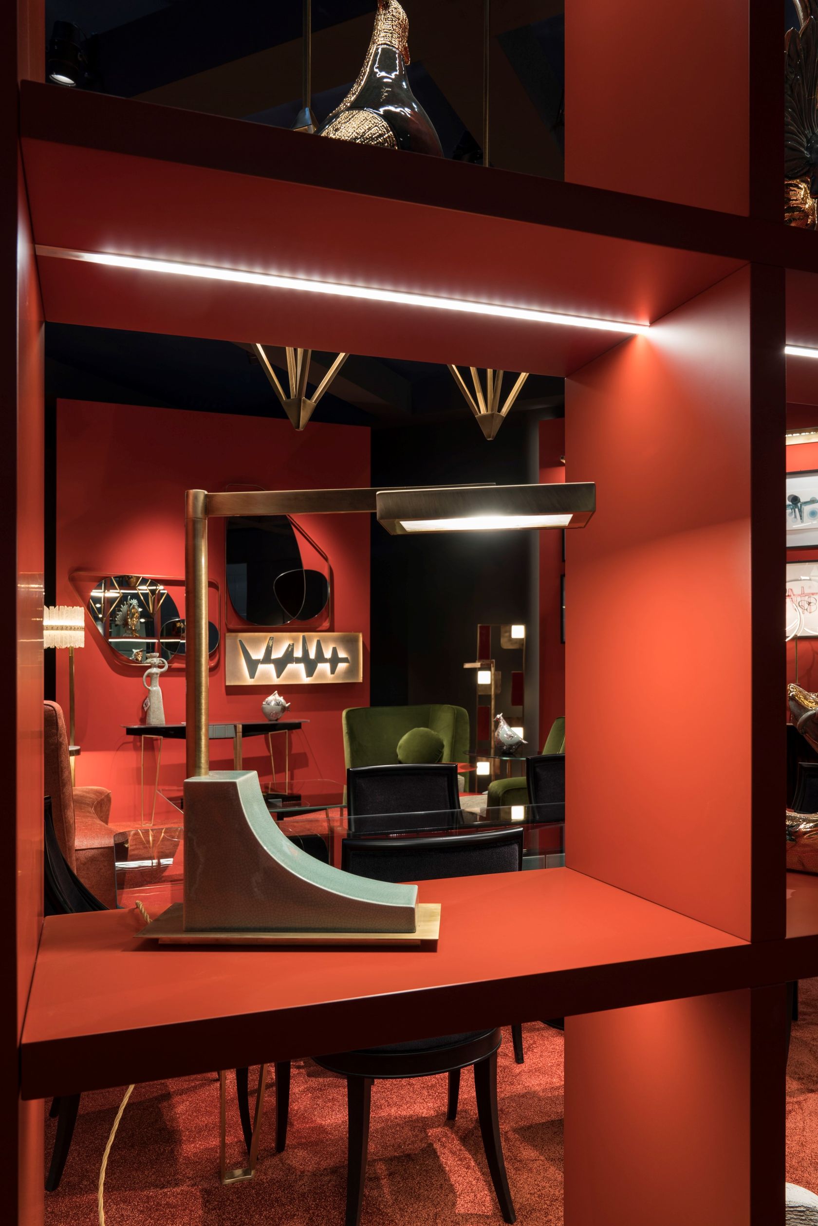 SUNRISE Adjustable table lamp By MARIONI design Piero Angelo Orecchioni