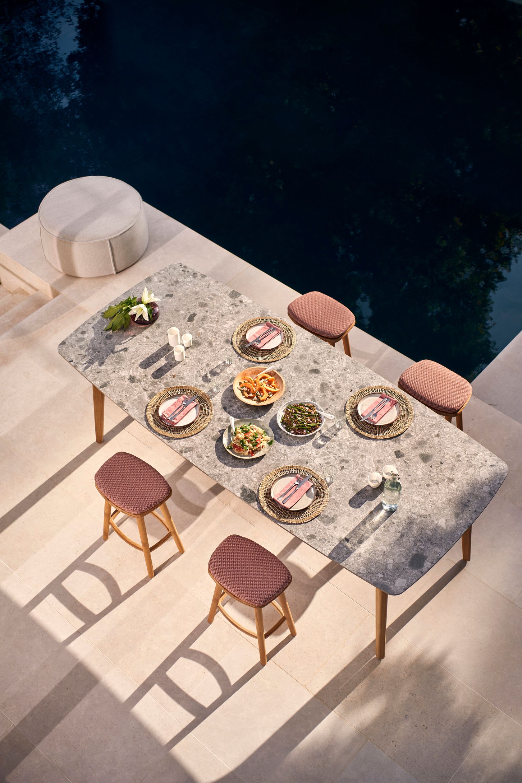TORSA Garden table By MANUTTI design Stephane De Winter