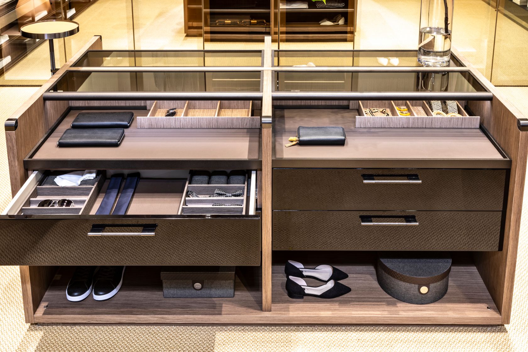 VANITY Cajonera Colección Wide Line By Ornare diseño Ricardo Bello Dias