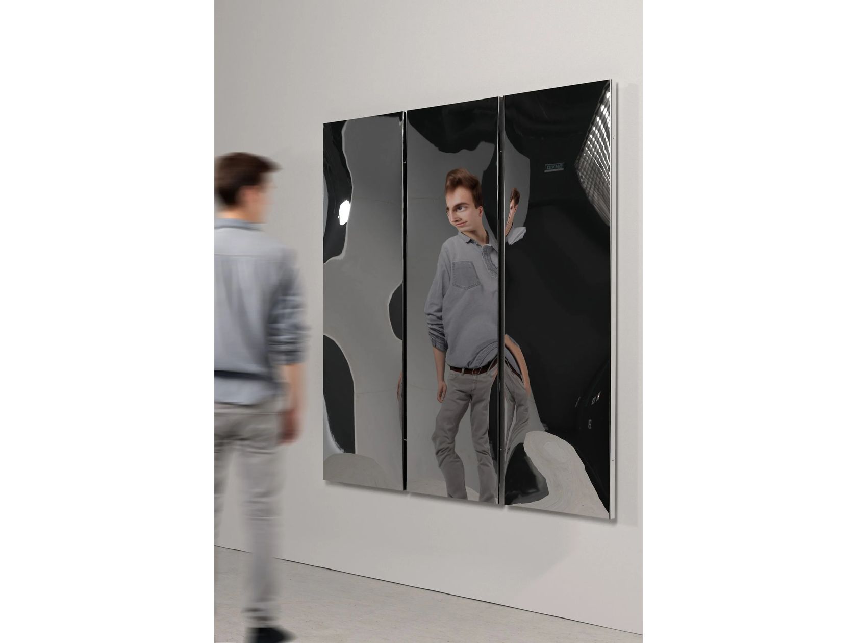 DISTORTING MIRROR WALL PANEL Rectangular mirror By VIDAME EDITIONS