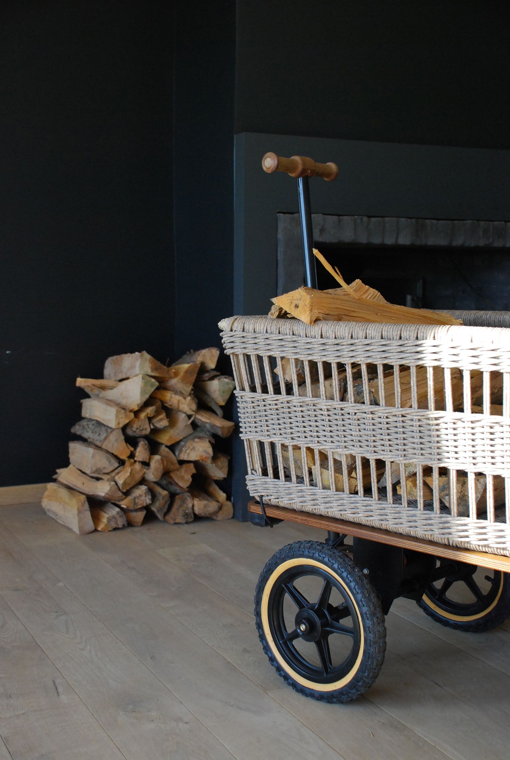 WAGON WITH BASKET Garden trolley By TRADEWINDS