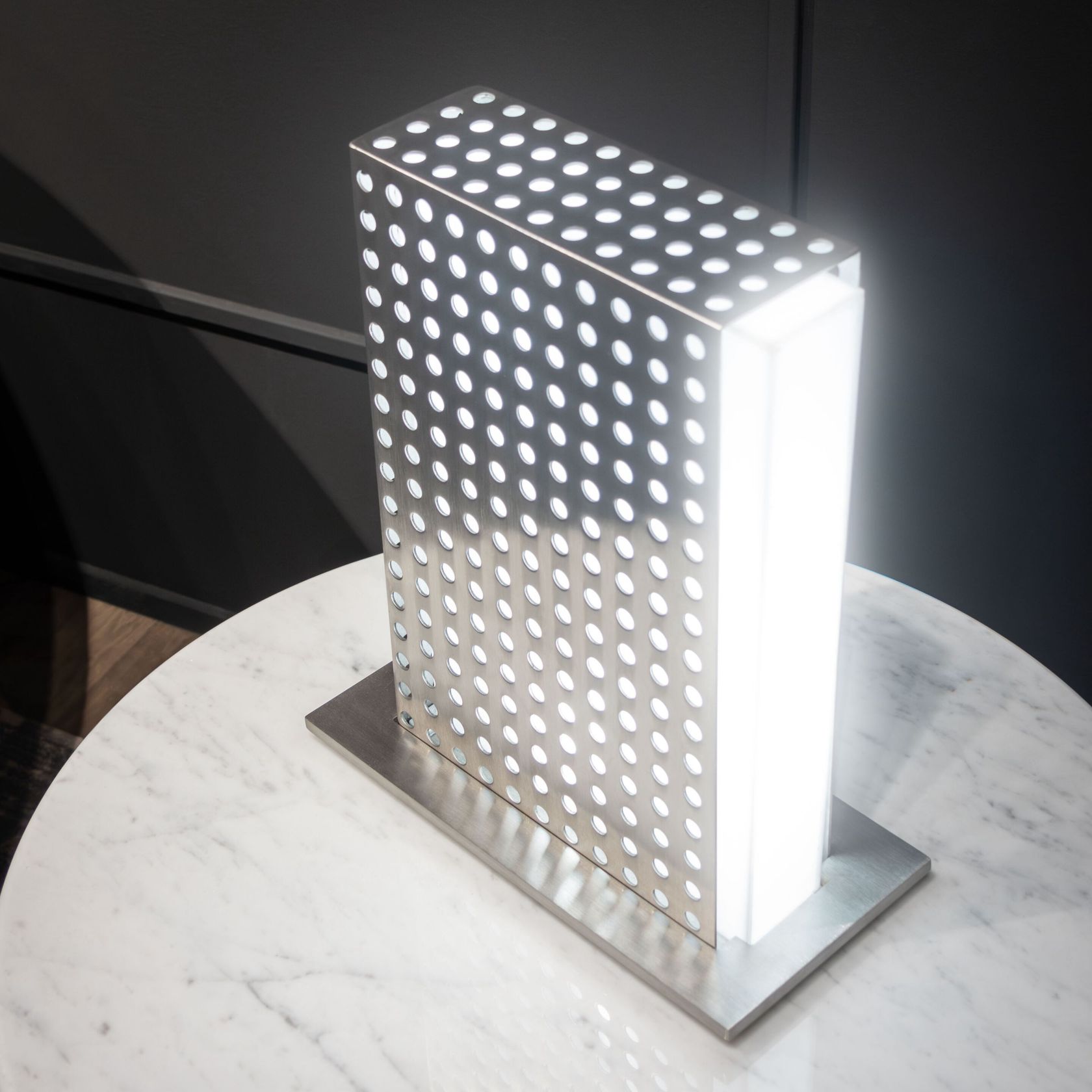 WE-122 Table lamp By Wayne Enterprises Home Collection