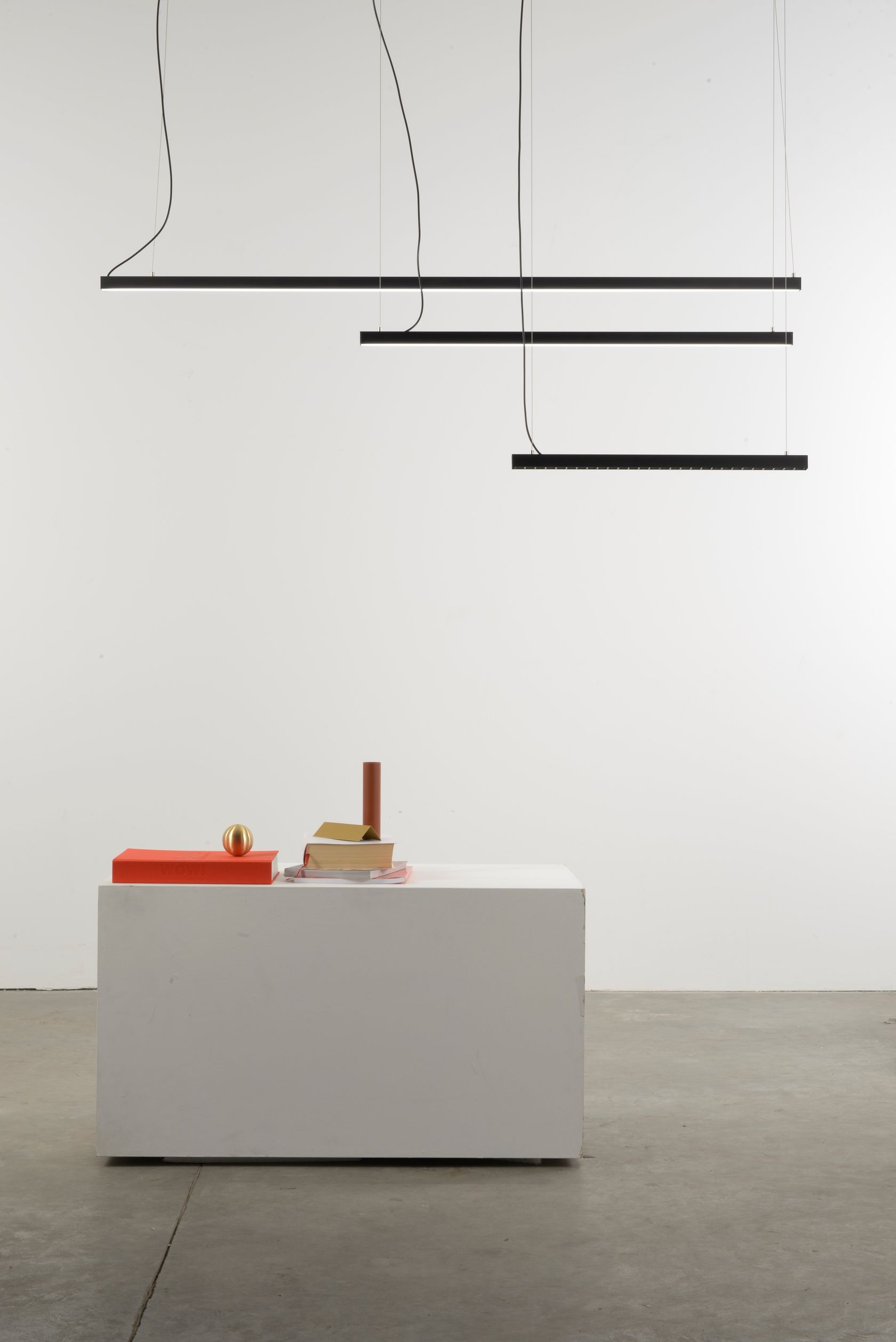 DAYTONA LINEAR Pendant lamp By Andcosta