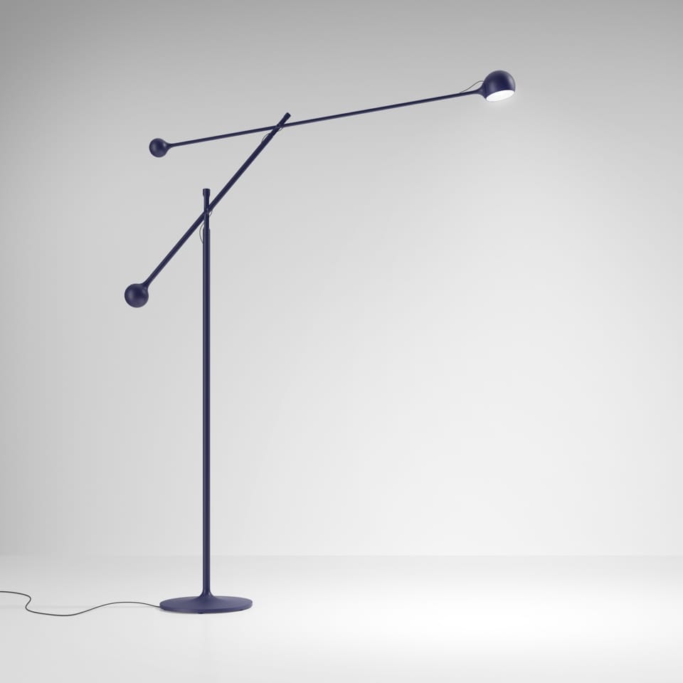 IXA Floor lamp with swing arm By Artemide design Foster + Partners