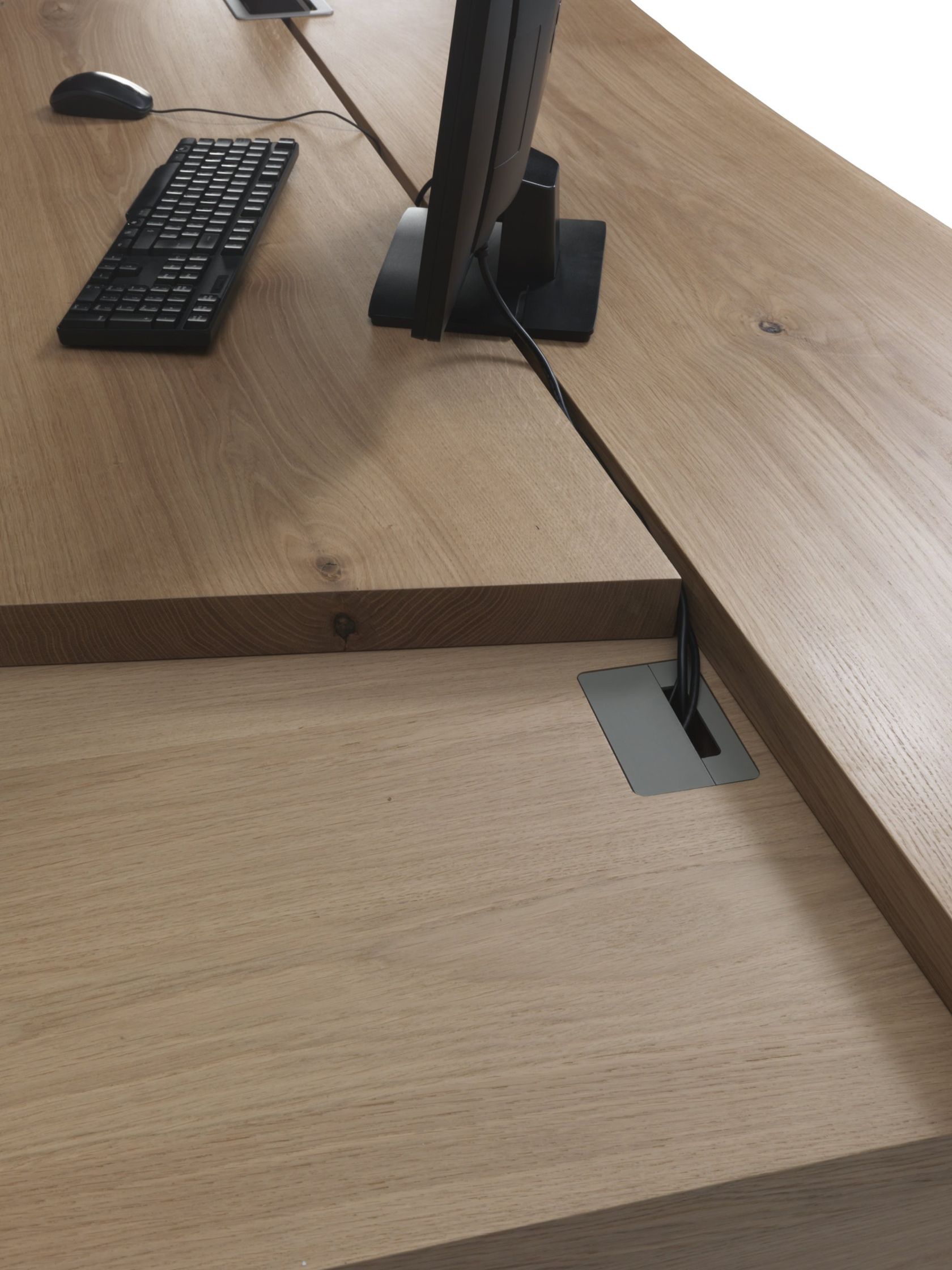 IMPLEMENT | Office desk Implement Collection By Riva 1920 design Terry Dwan