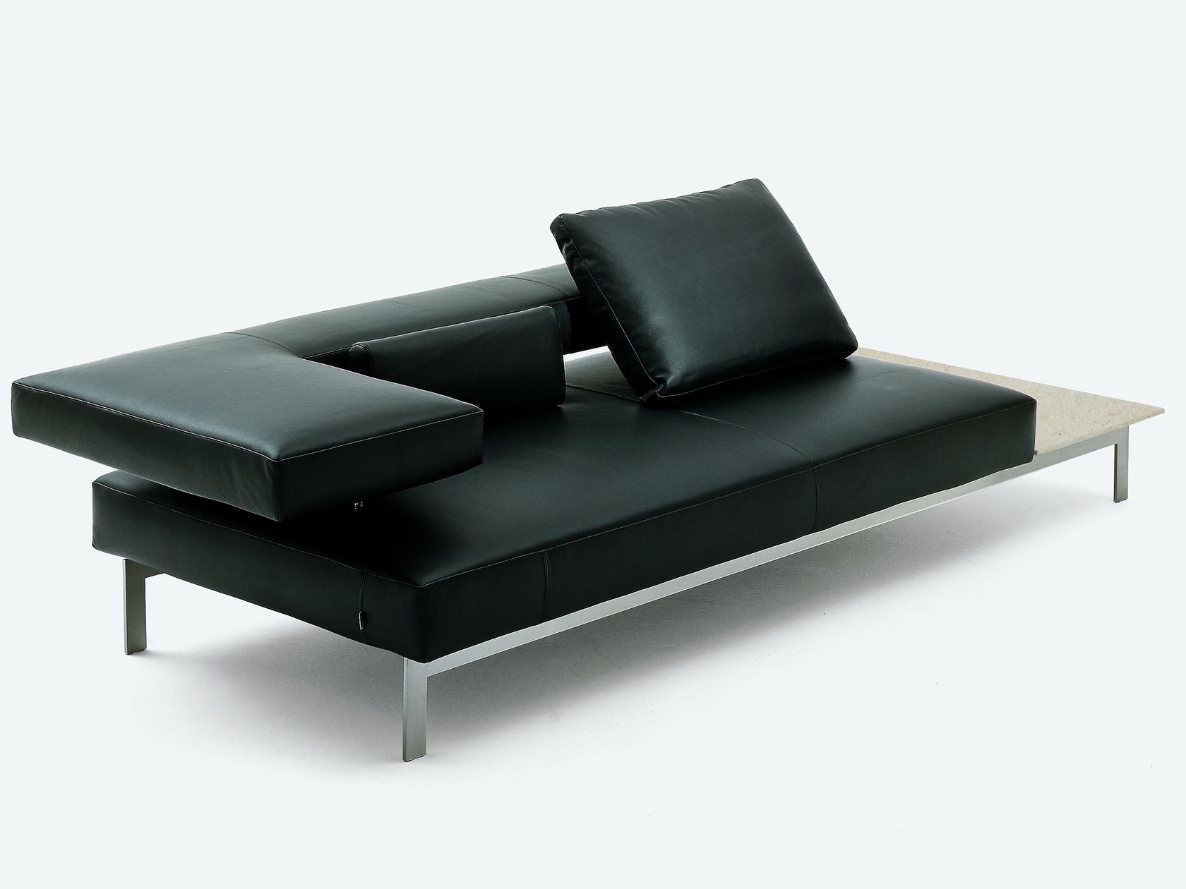 LAMA Leather sofa By Halifax design Mauro Lipparini