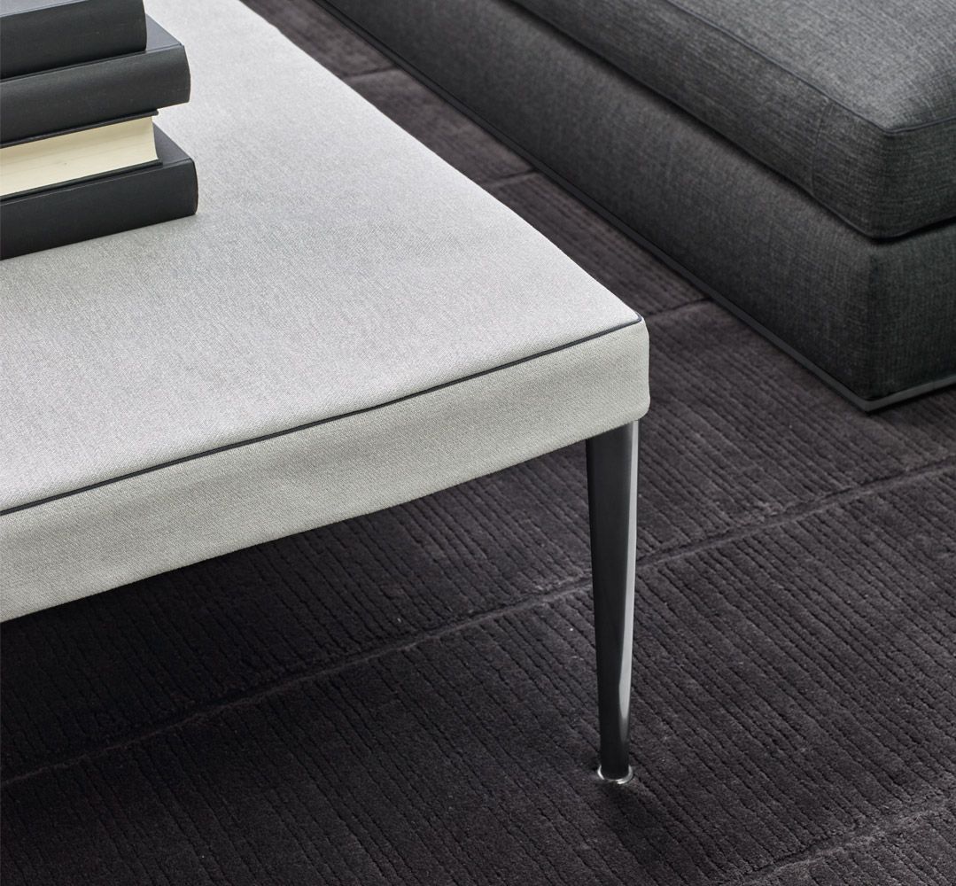 mirto-indoor-fabric-pouf-by-b-b-italia-design-antonio-citterio